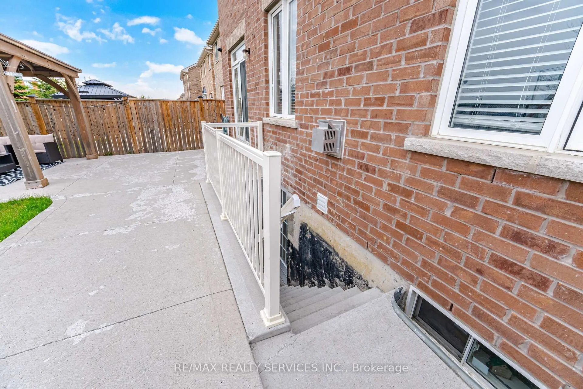 Photo 42 of 152 Newhouse Boulevard, Caledon, Rural Caledon — HOMEH