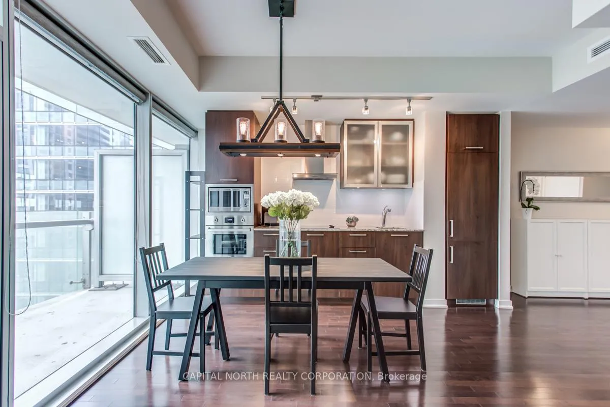 Photo 7 of Unit 1507, 14 York Street, Toronto, Waterfront Communities — HOMEH