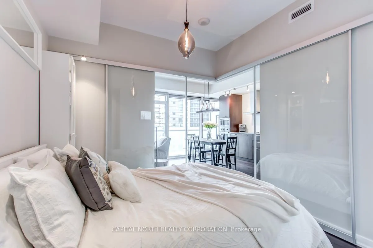 Photo 11 of Unit 1507, 14 York Street, Toronto, Waterfront Communities — HOMEH