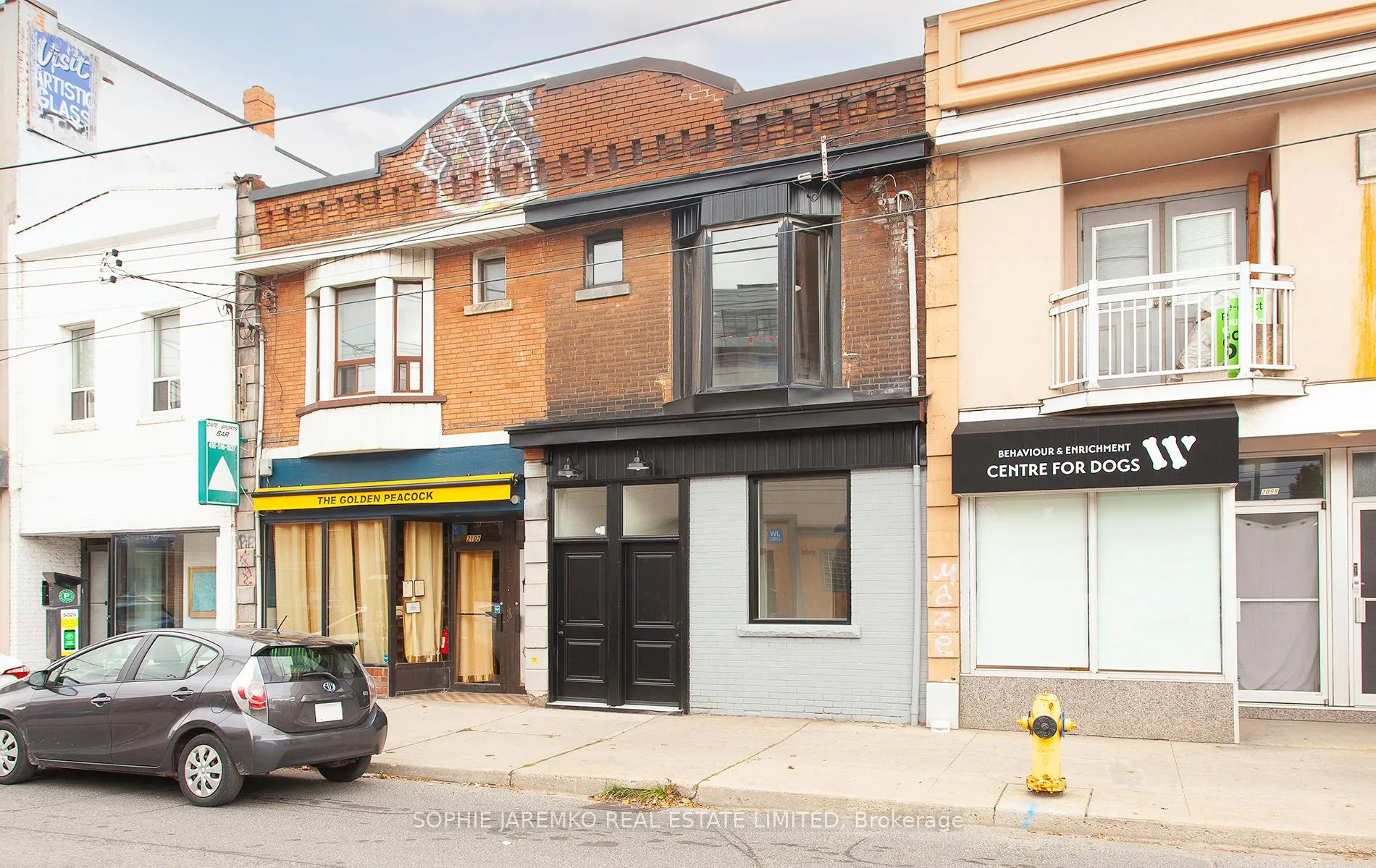 Photo 2 of Unit Front, 2100 Dundas Street W, Toronto, Roncesvalles — HOMEH