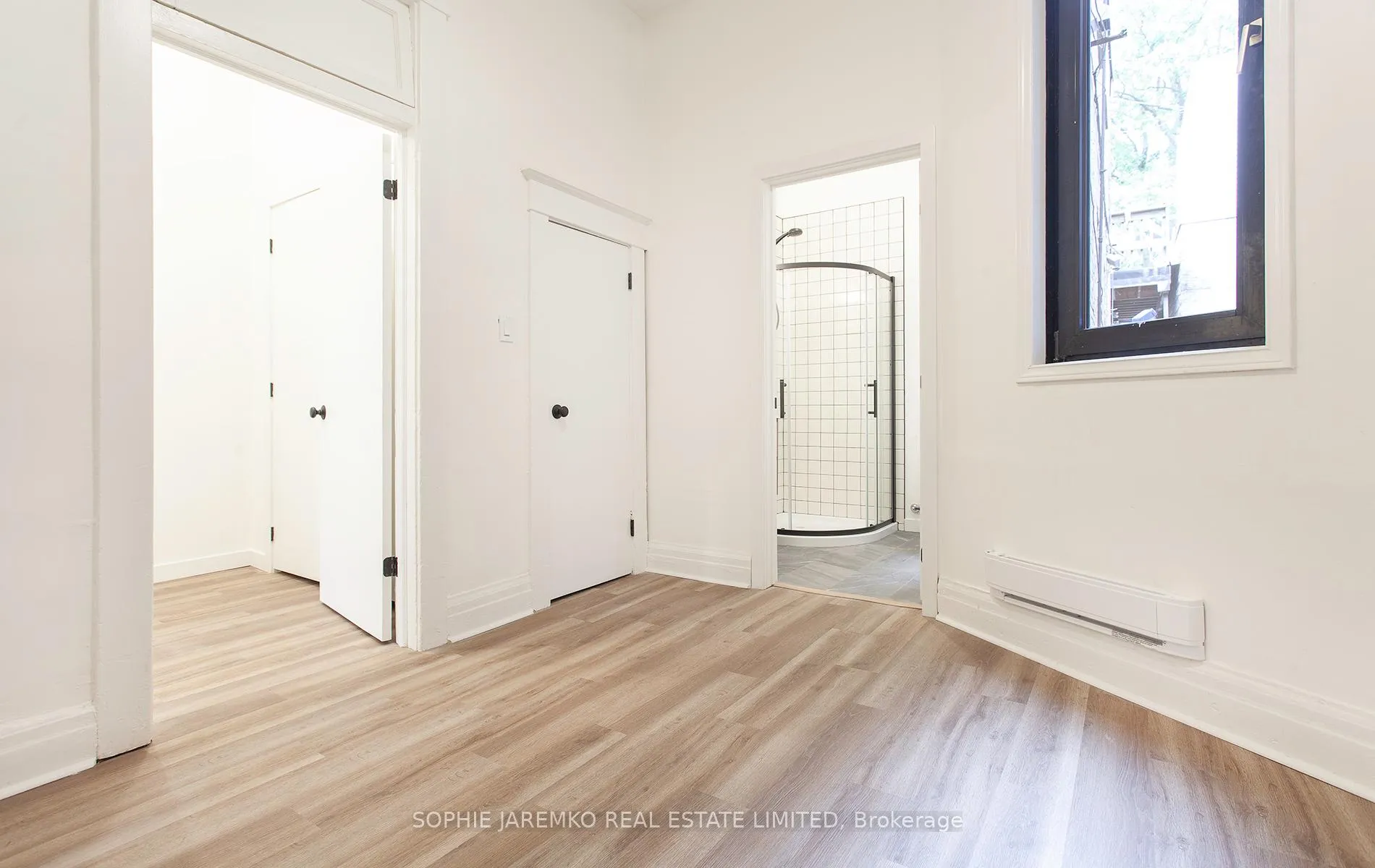 Photo 14 of Unit Front, 2100 Dundas Street W, Toronto, Roncesvalles — HOMEH