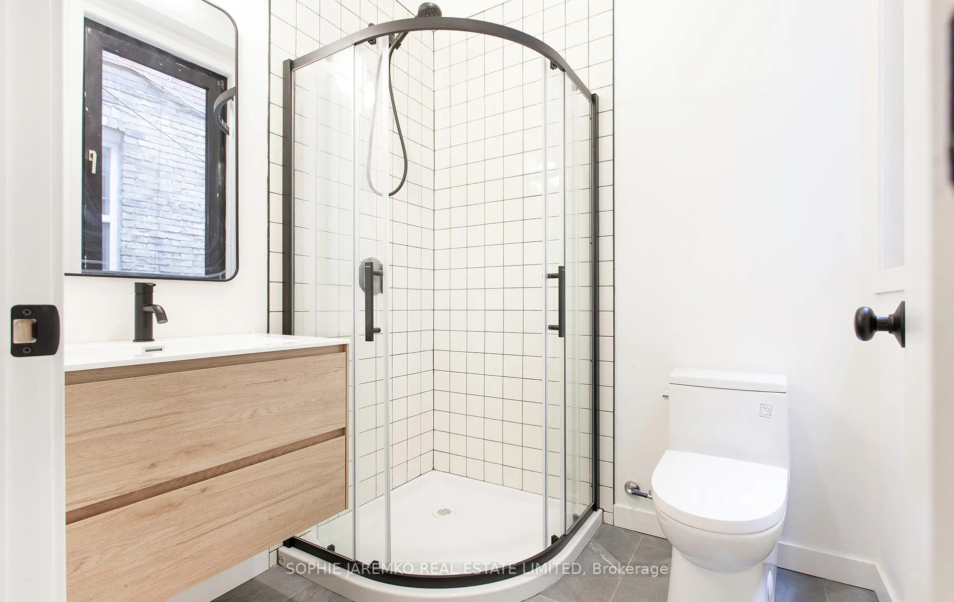 Photo 15 of Unit Front, 2100 Dundas Street W, Toronto, Roncesvalles — HOMEH