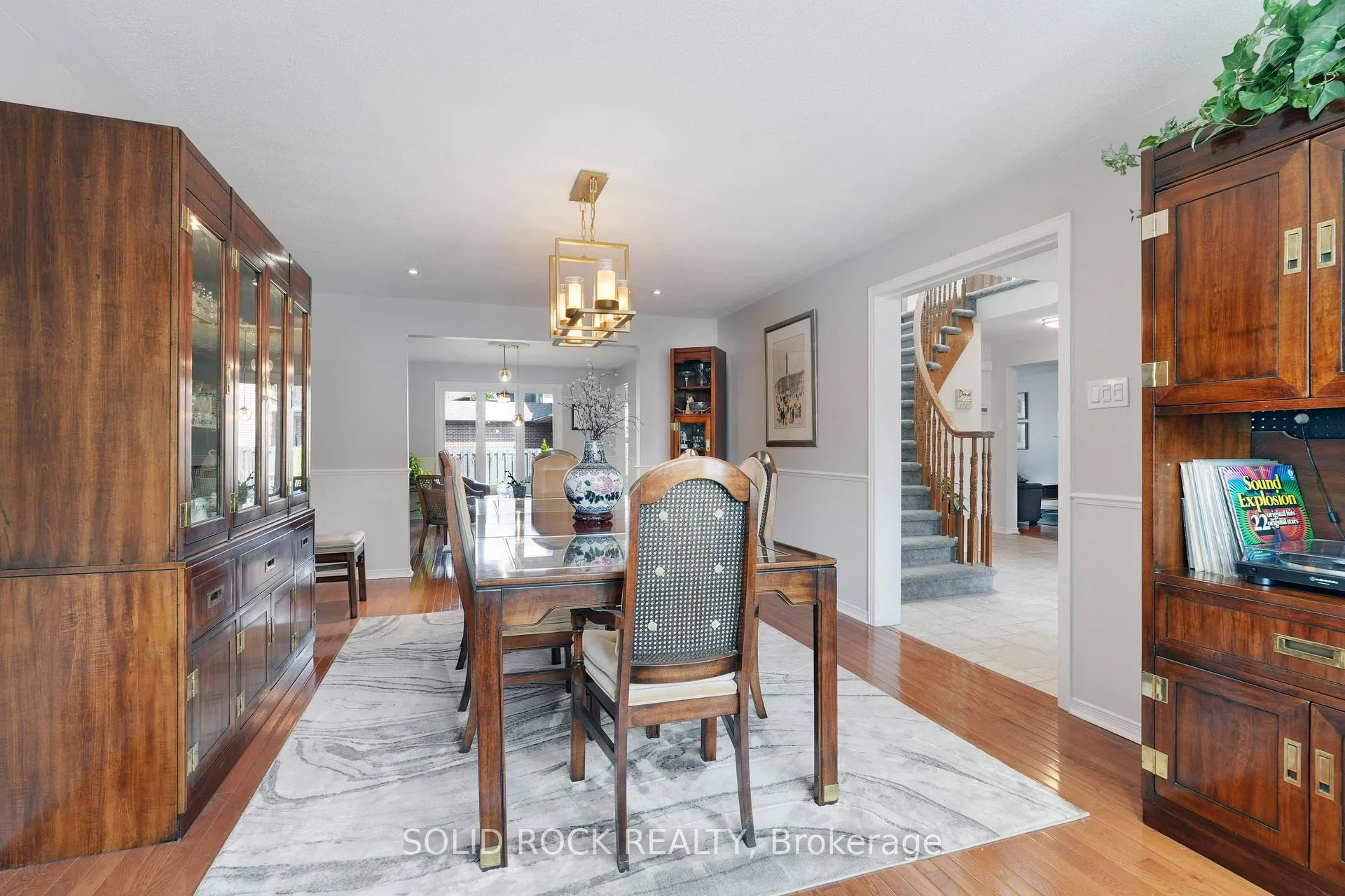 Photo 18 of 41 Framingham Crescent, Ottawa, Barrhaven - Cedargrove/Fraserdale — HOMEH