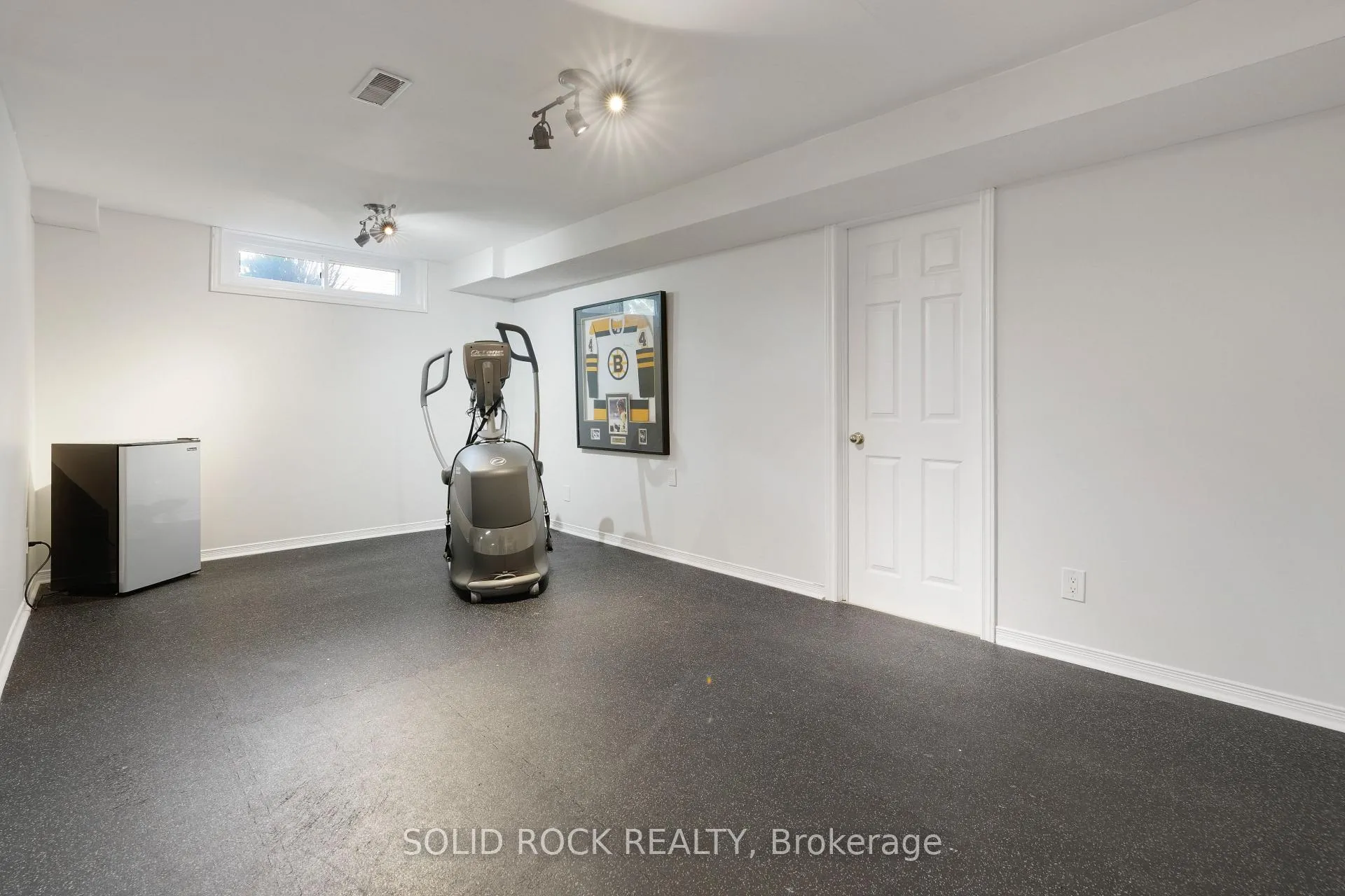 Photo 36 of 41 Framingham Crescent, Ottawa, Barrhaven - Cedargrove/Fraserdale — HOMEH