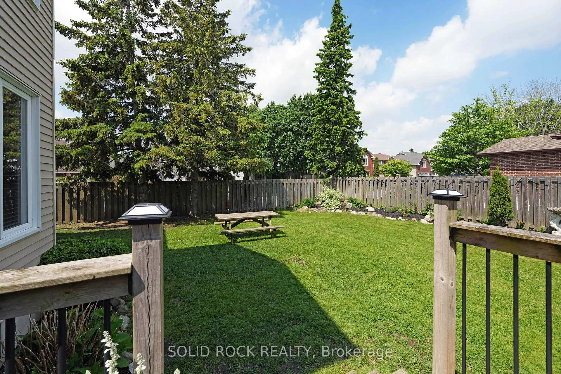 Photo 41 of 41 Framingham Crescent, Ottawa, Barrhaven - Cedargrove/Fraserdale — HOMEH