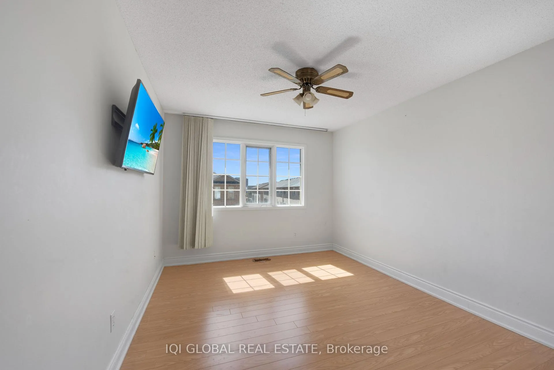 Photo 11 of Unit 139, 2 Sir Lou Drive, Brampton, Fletcher's Creek South — HOMEH