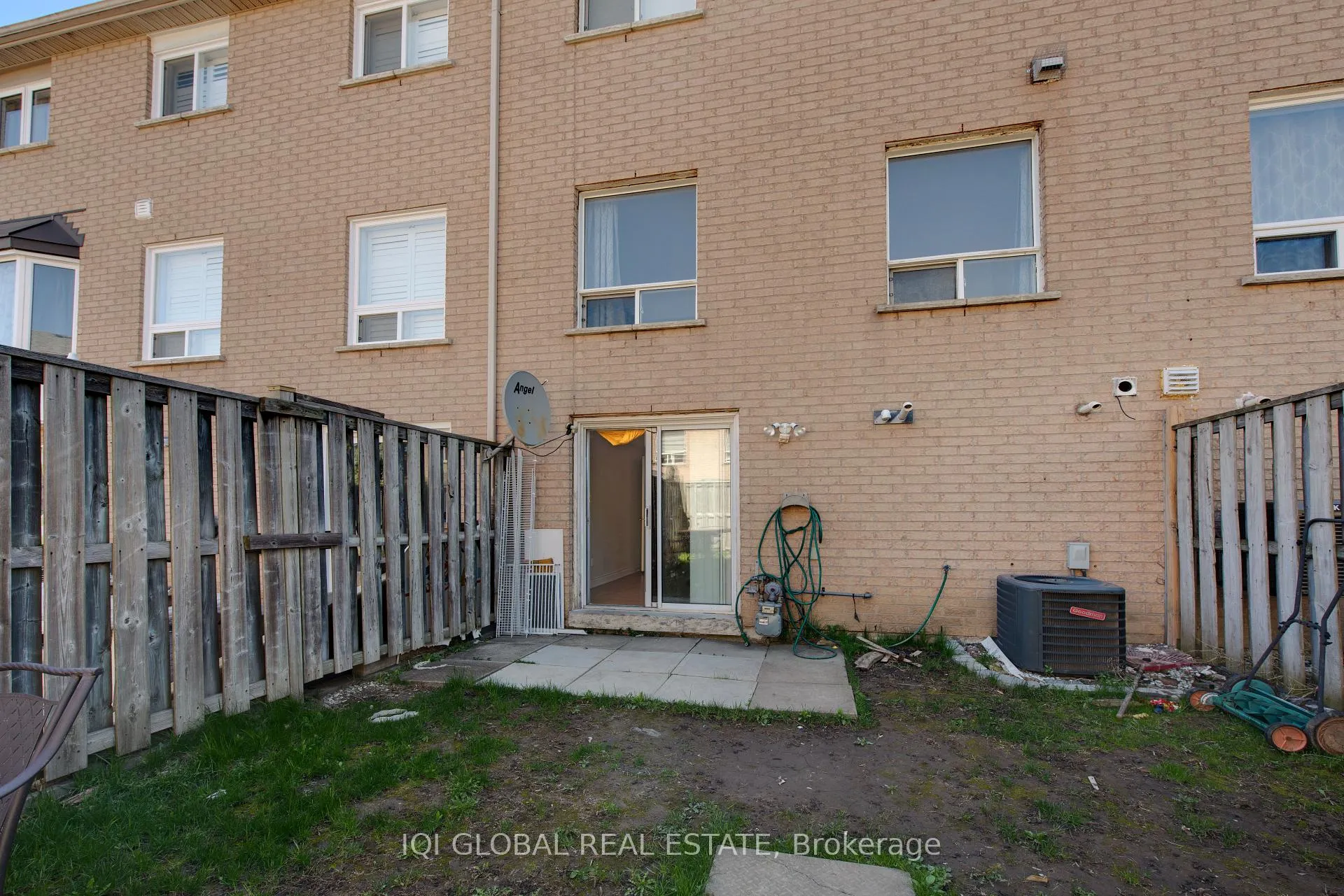 Photo 18 of Unit 139, 2 Sir Lou Drive, Brampton, Fletcher's Creek South — HOMEH