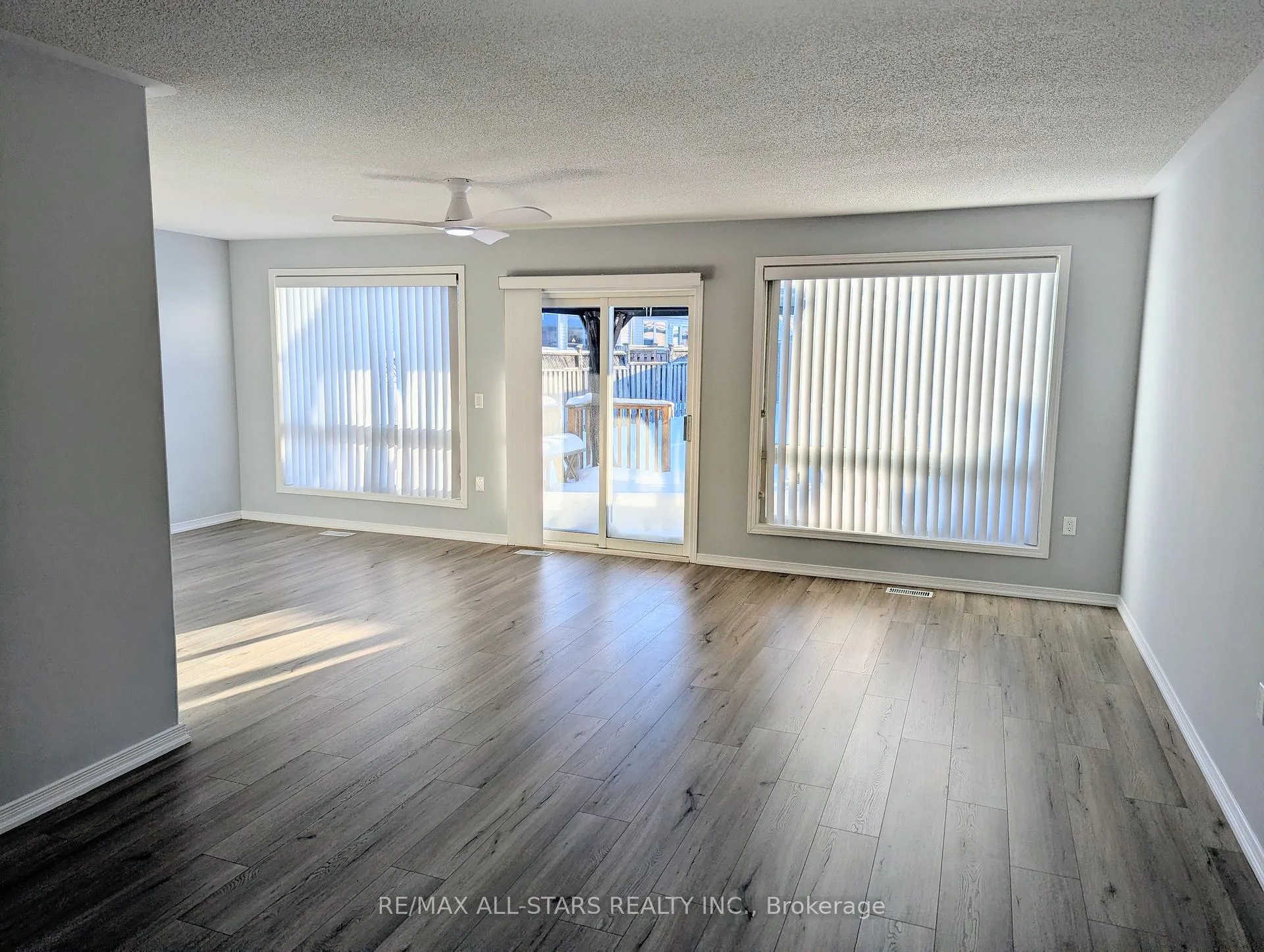 Photo 8 of 507 Clancy Crescent, Peterborough, Otonabee Ward 1 — HOMEH