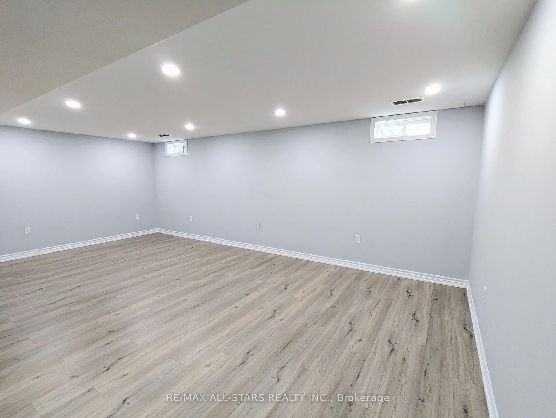 Photo 14 of 507 Clancy Crescent, Peterborough, Otonabee Ward 1 — HOMEH