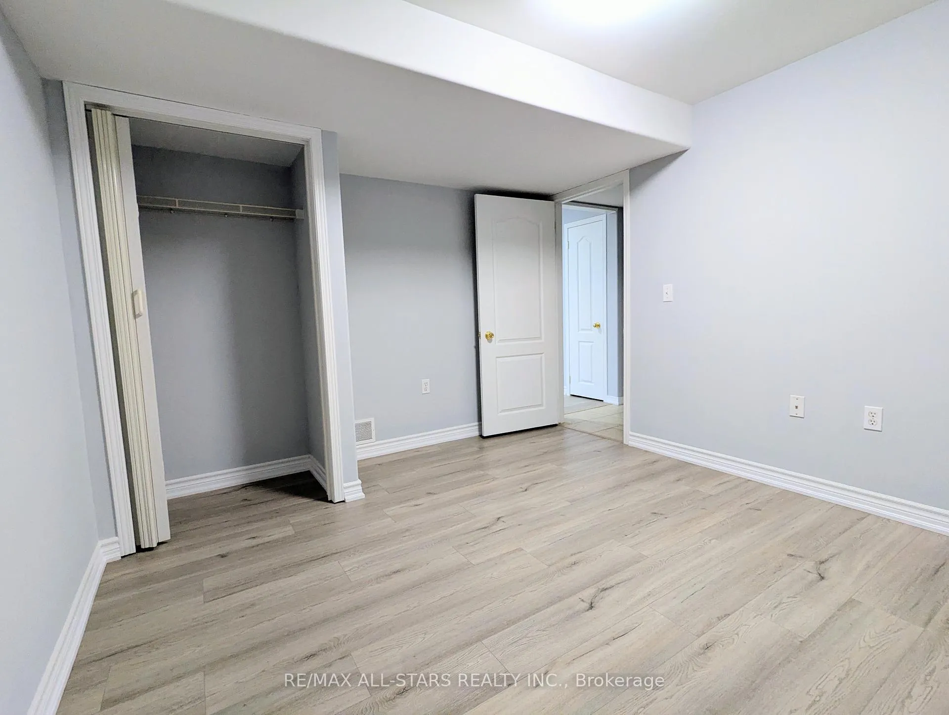 Photo 15 of 507 Clancy Crescent, Peterborough, Otonabee Ward 1 — HOMEH