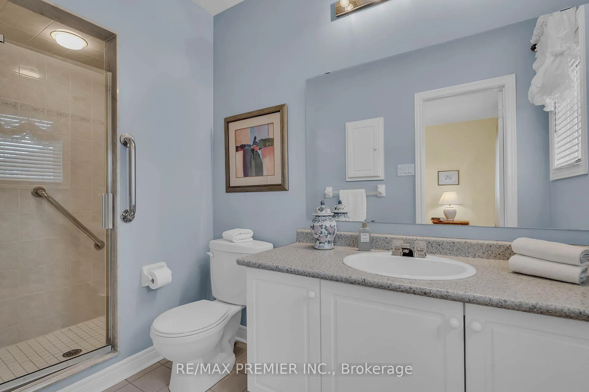 Photo 20 of 20 Drummond Drive, Vaughan, Maple — HOMEH