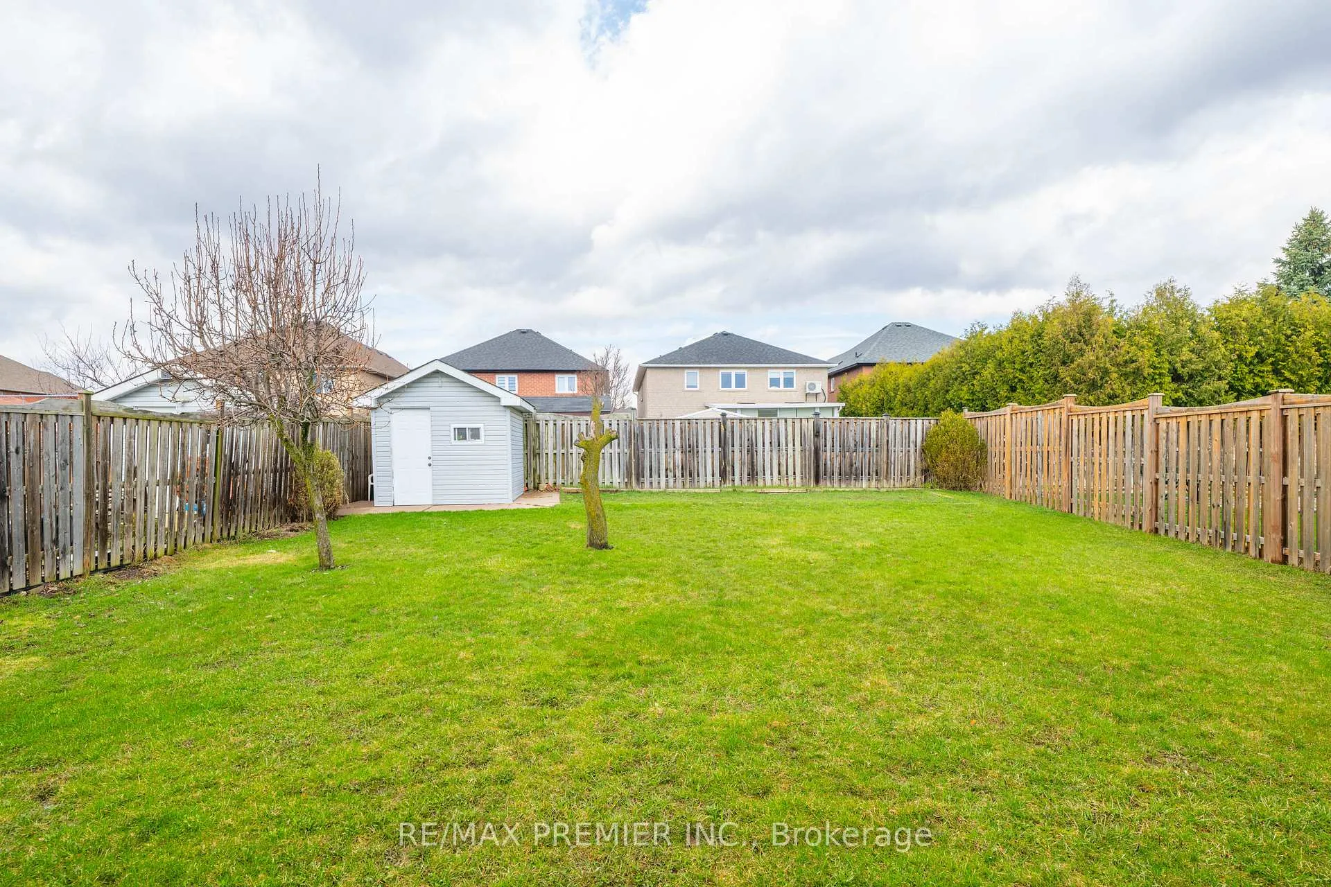 Photo 29 of 20 Drummond Drive, Vaughan, Maple — HOMEH