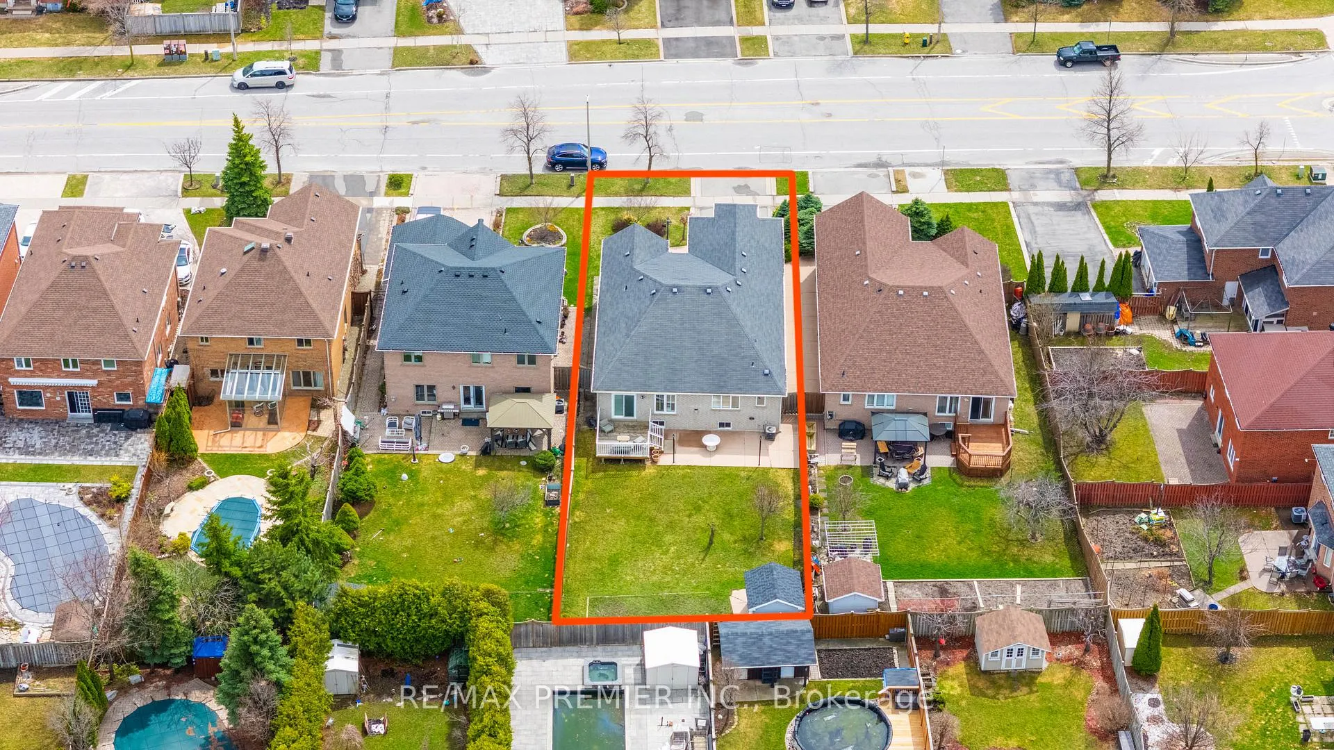 Photo 31 of 20 Drummond Drive, Vaughan, Maple — HOMEH