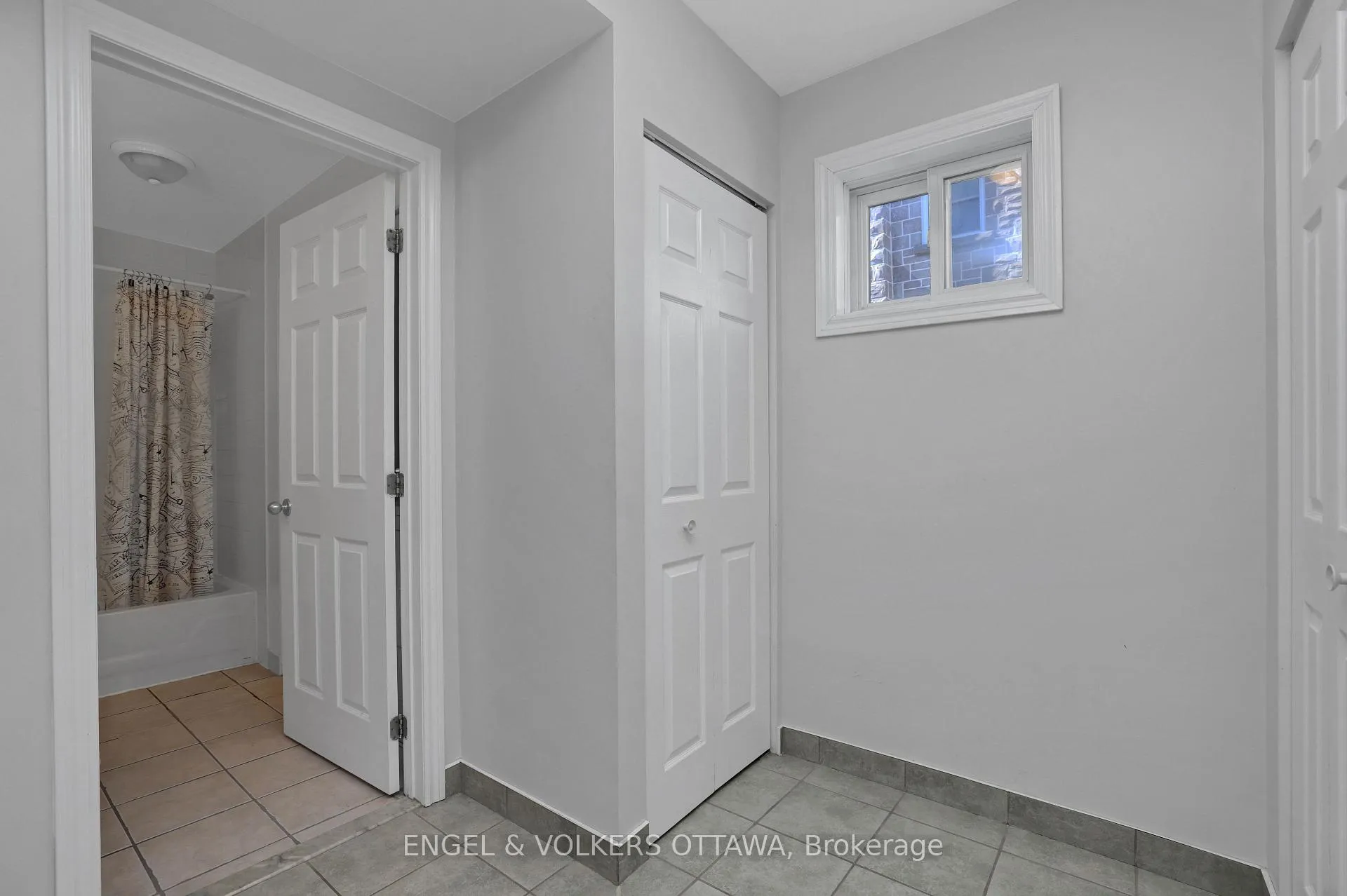 Photo 4 of 504 Hilson Avenue, Ottawa, Westboro/Hampton Park — HOMEH
