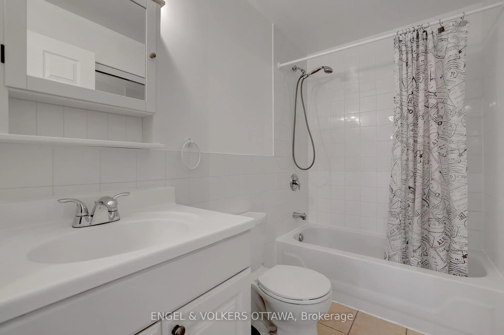 Photo 19 of 504 Hilson Avenue, Ottawa, Westboro/Hampton Park — HOMEH