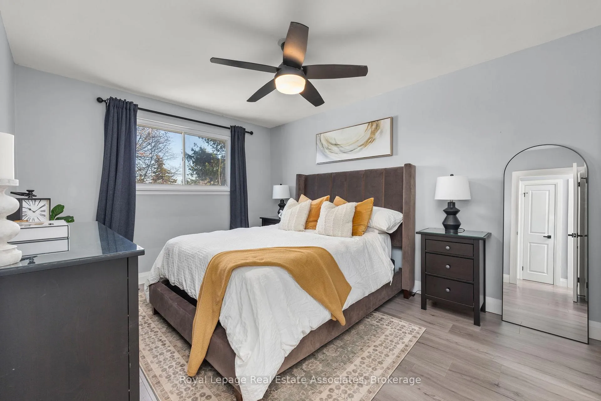 Photo 24 of 66 Kingsmere Crescent, Brampton, Northwood Park — HOMEH