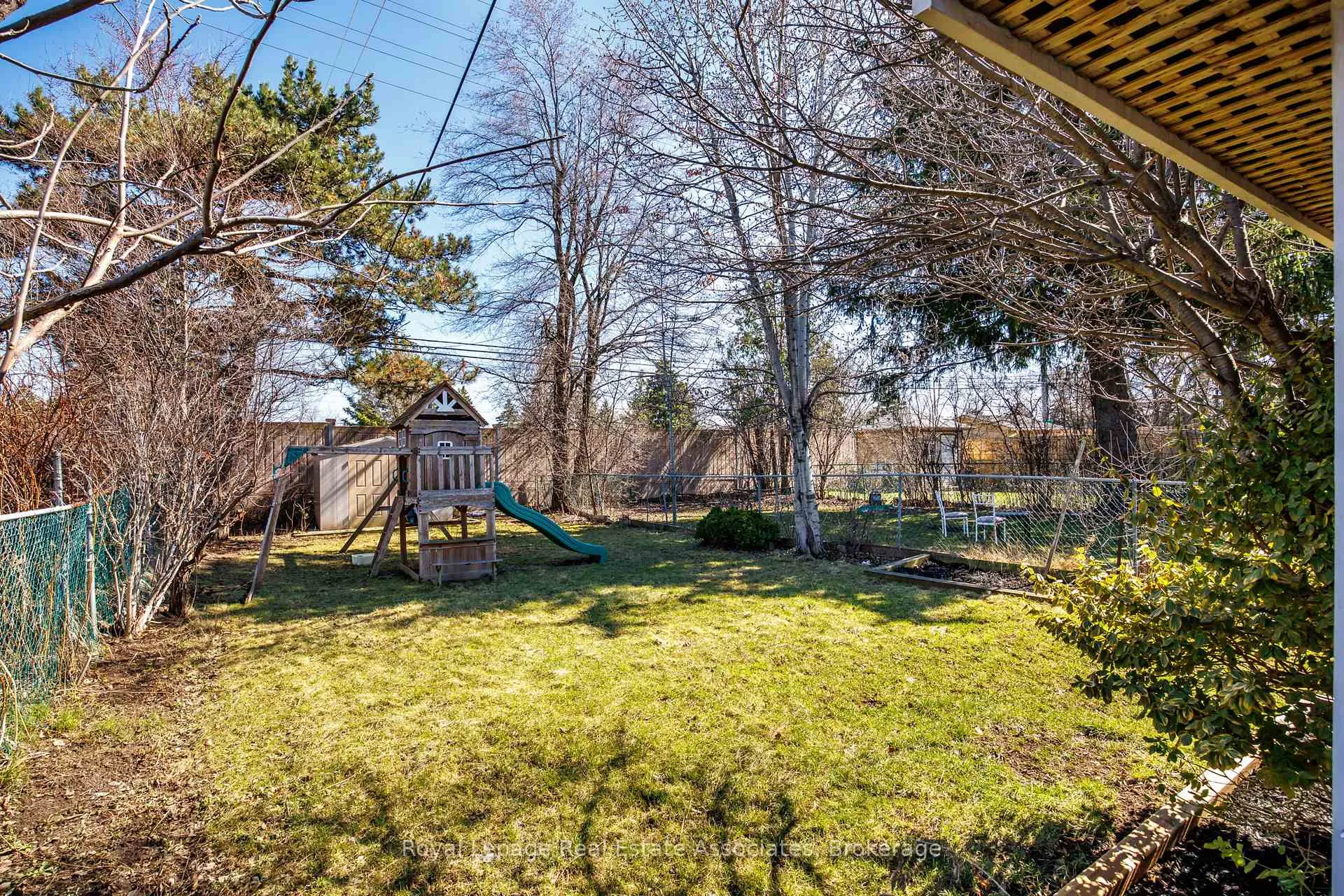 Photo 30 of 66 Kingsmere Crescent, Brampton, Northwood Park — HOMEH