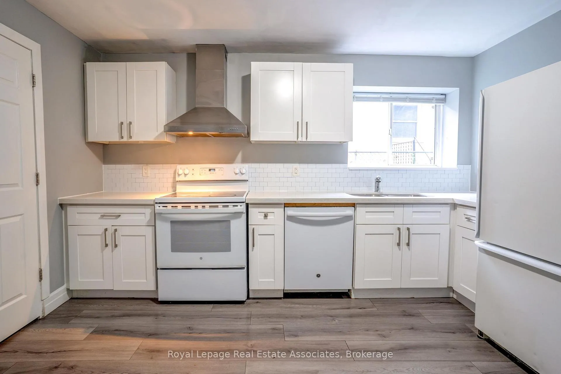 Photo 35 of 66 Kingsmere Crescent, Brampton, Northwood Park — HOMEH