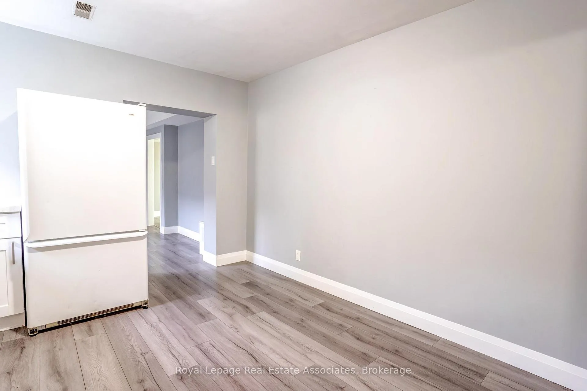 Photo 36 of 66 Kingsmere Crescent, Brampton, Northwood Park — HOMEH