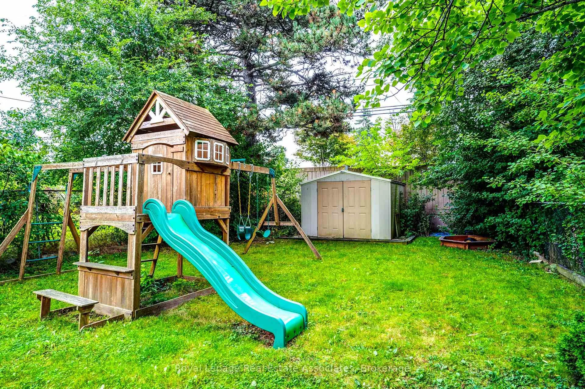 Photo 47 of 66 Kingsmere Crescent, Brampton, Northwood Park — HOMEH