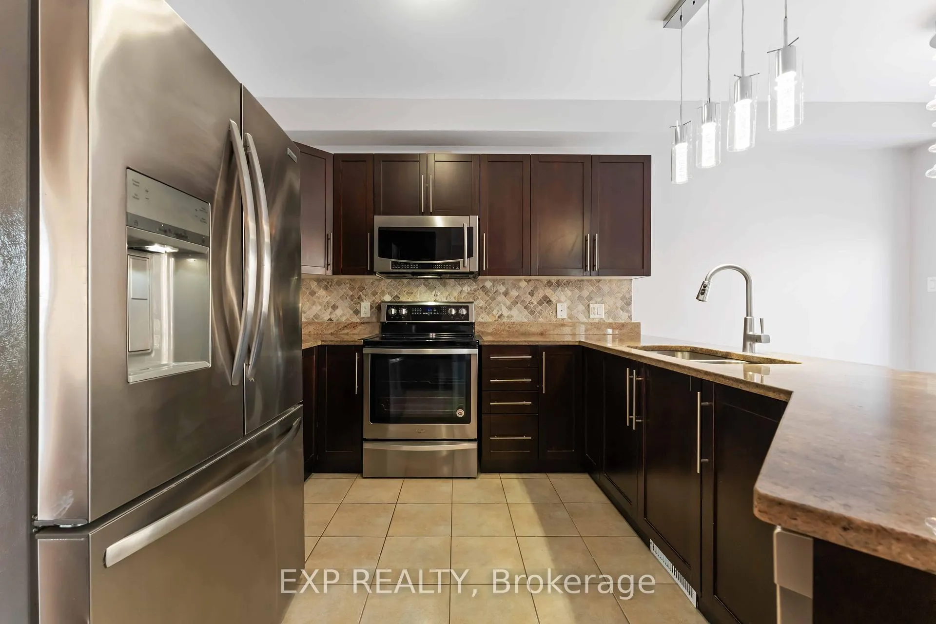 Photo 8 of 413 Tillsonburg Street, Ottawa, Kanata - Kanata Lakes/Heritage Hills — HOMEH