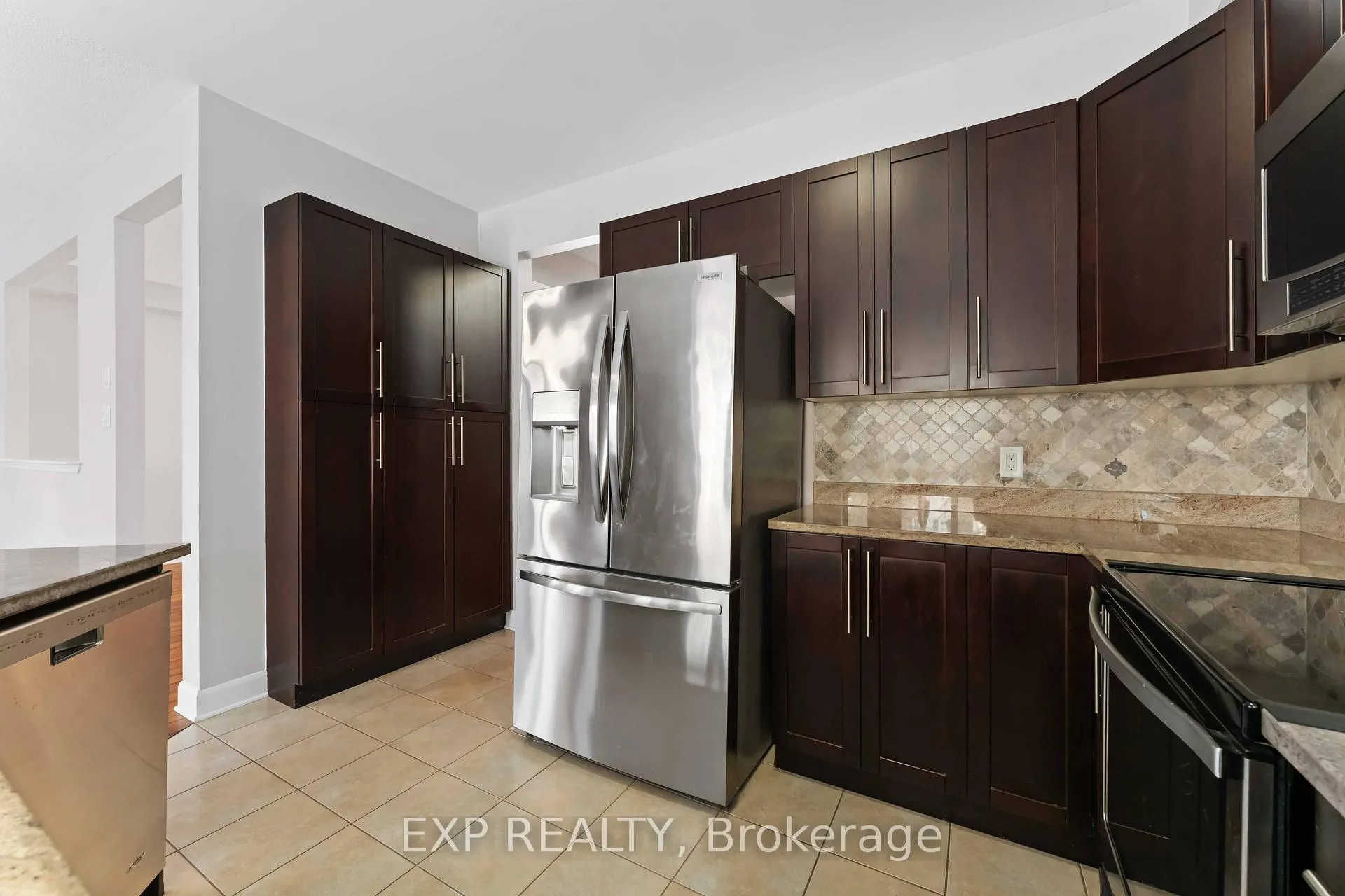 Photo 15 of 413 Tillsonburg Street, Ottawa, Kanata - Kanata Lakes/Heritage Hills — HOMEH