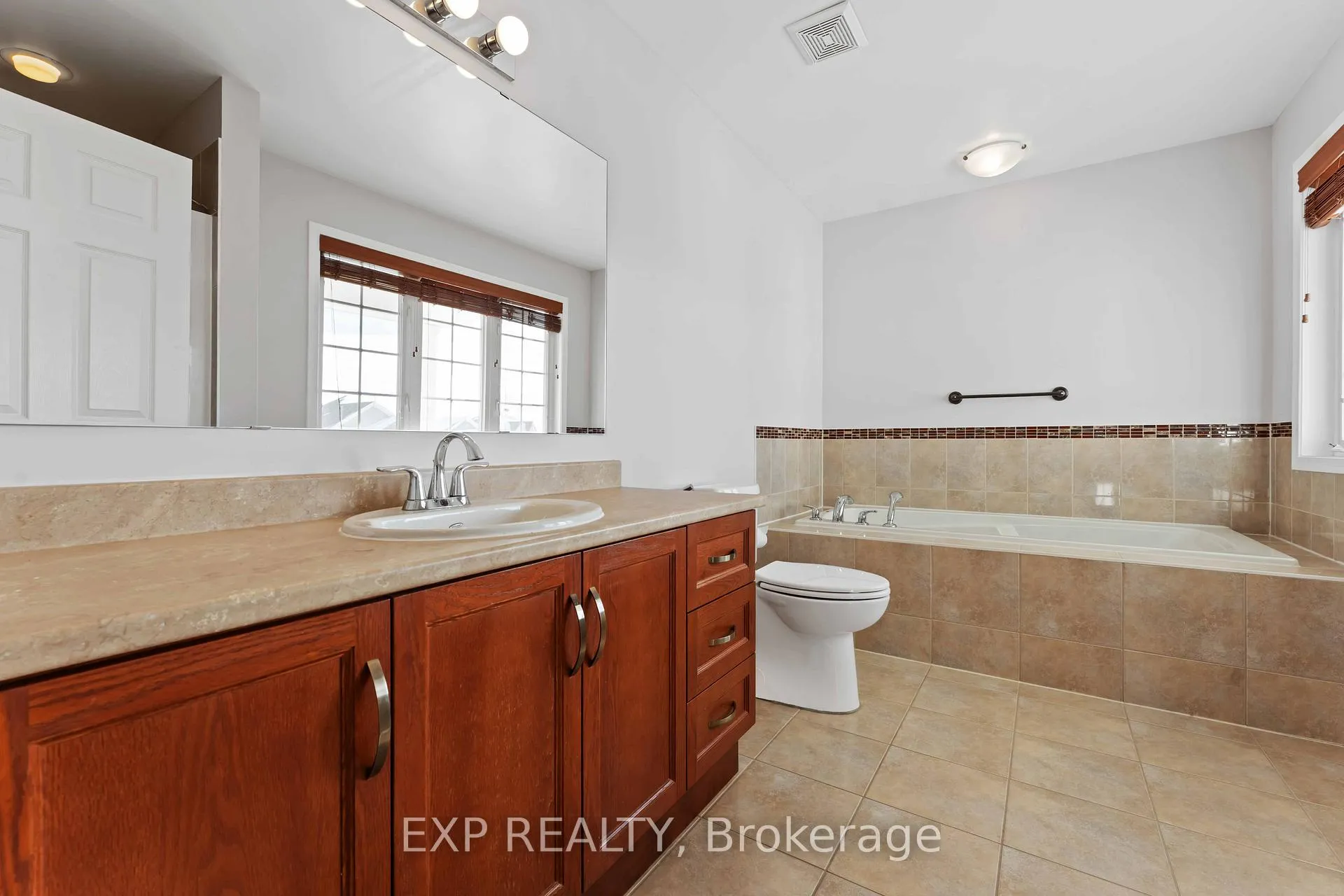 Photo 21 of 413 Tillsonburg Street, Ottawa, Kanata - Kanata Lakes/Heritage Hills — HOMEH