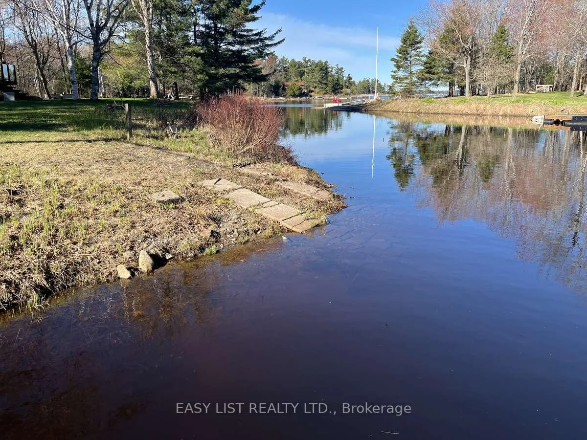 Photo 11 of 16 Leaside Drive, The Archipelago, Archipelago North — HOMEH