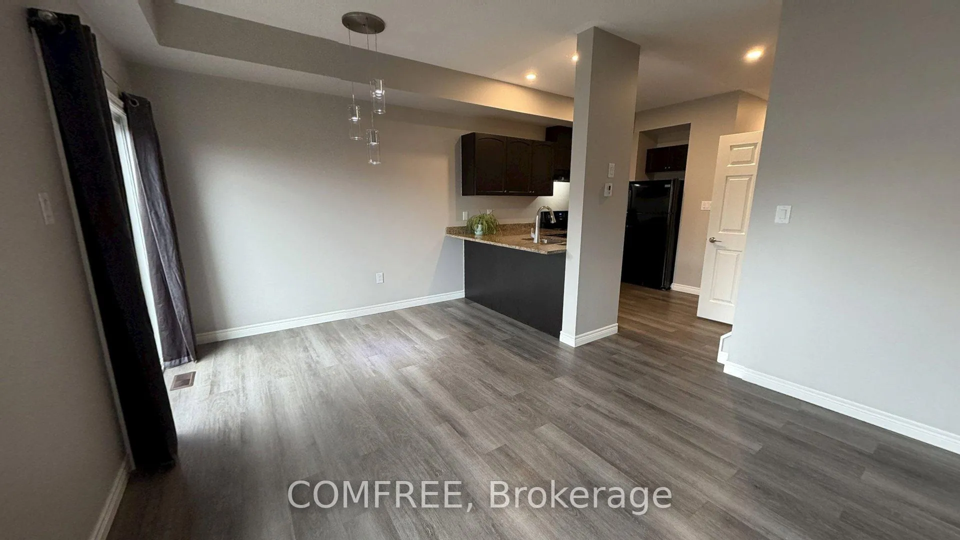 Photo 6 of 175 Stanley Street, Barrie, East Bayfield — HOMEH