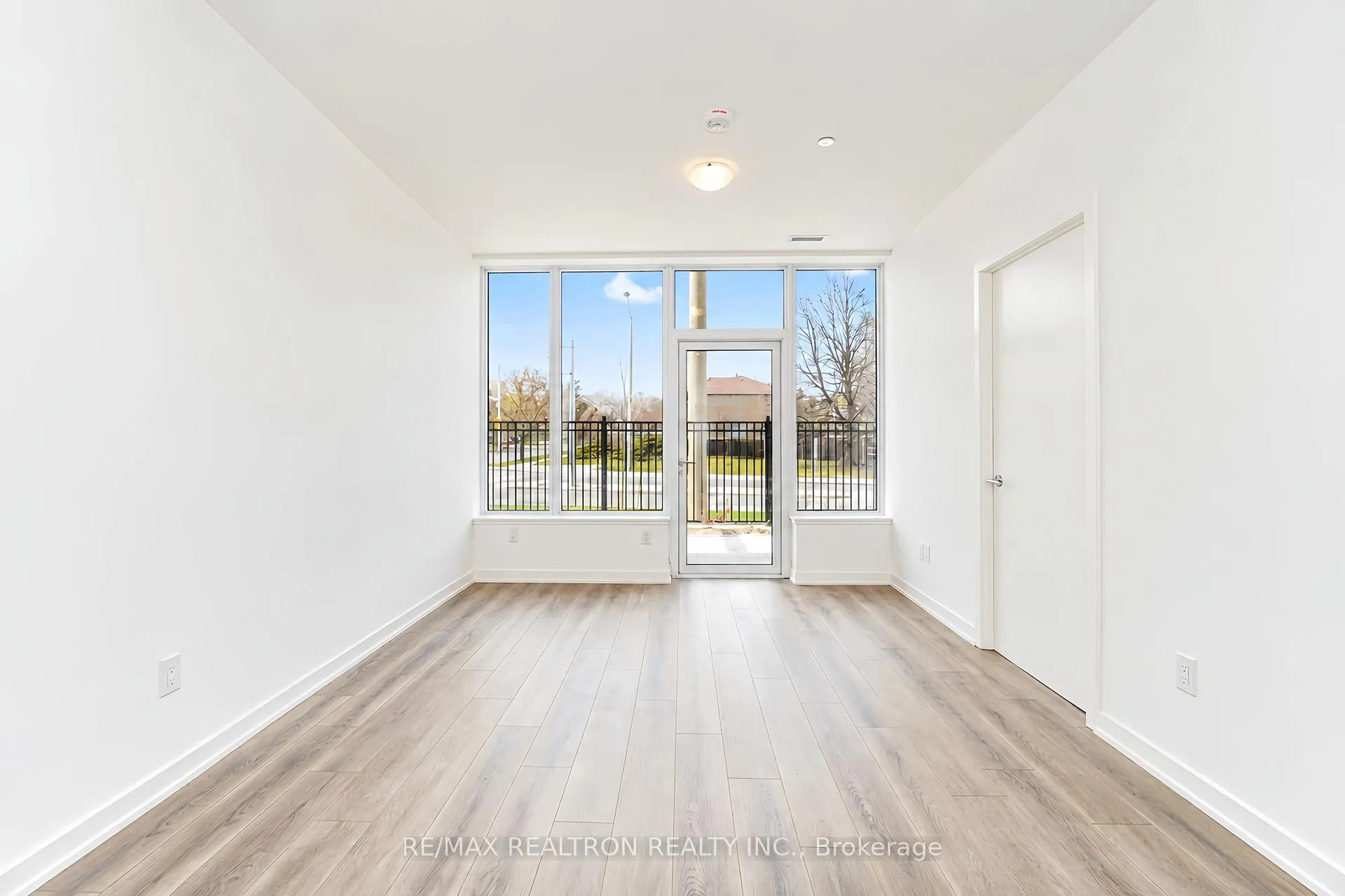 Photo 13 of Unit 101A, 7439 Kingston Road, Scarborough, Rouge — HOMEH