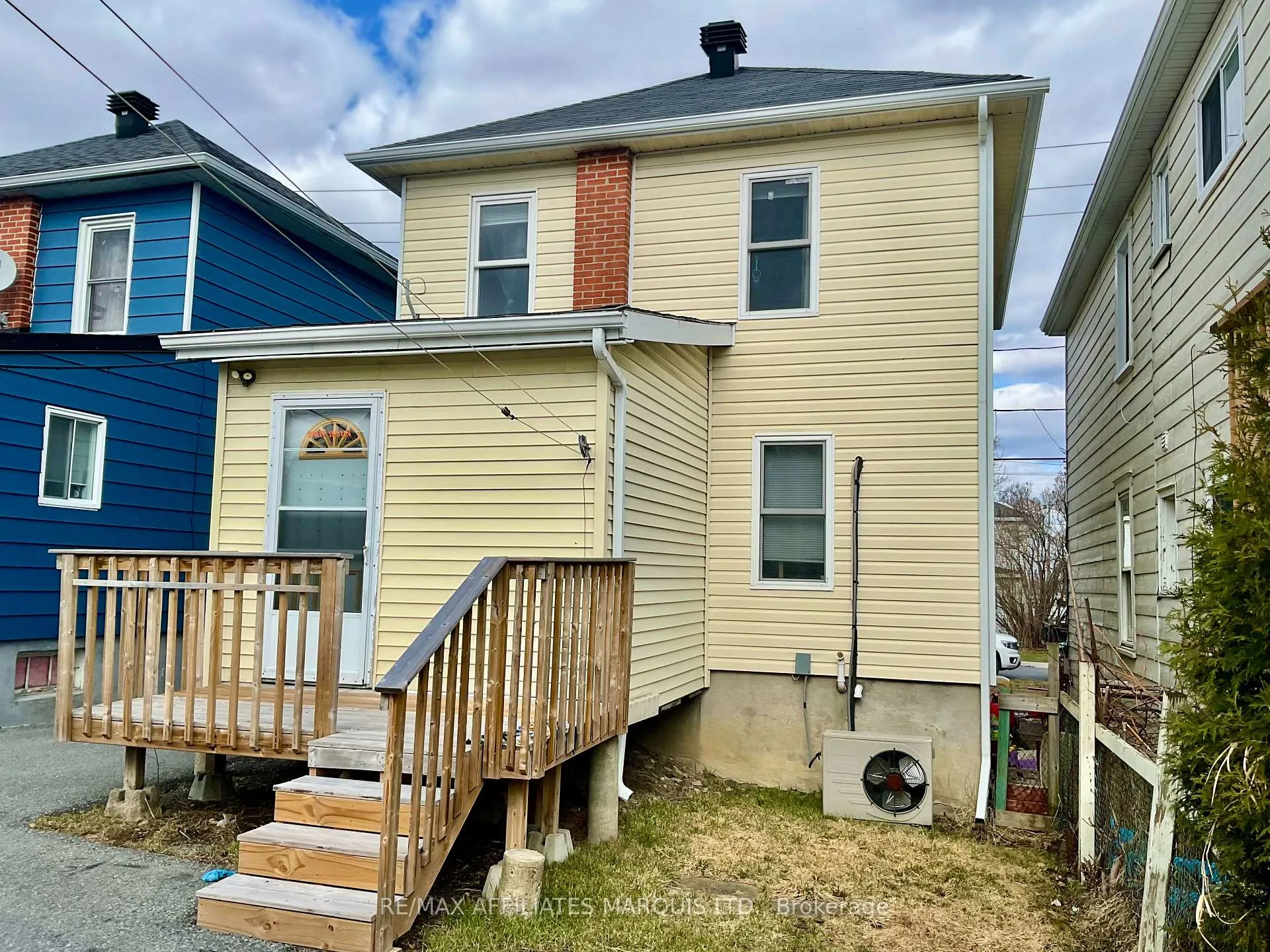 Photo 2 of 225 Alice Street, Cornwall — HOMEH