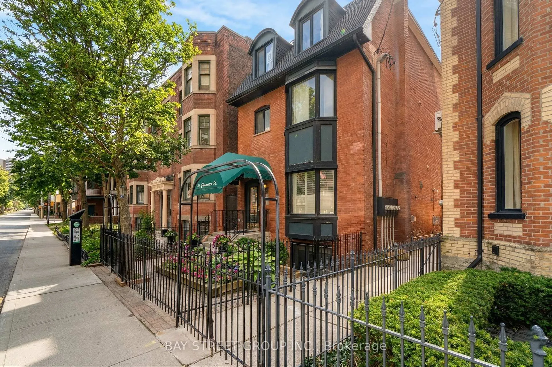 Photo 2 of Unit 4, 65 Gloucester Street, Toronto, Church-Yonge Corridor — HOMEH