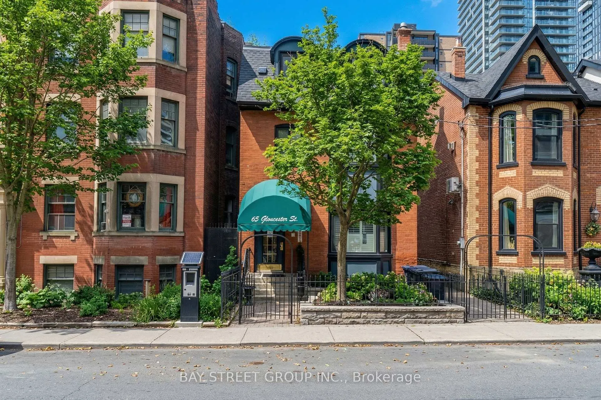 Photo 4 of Unit 4, 65 Gloucester Street, Toronto, Church-Yonge Corridor — HOMEH