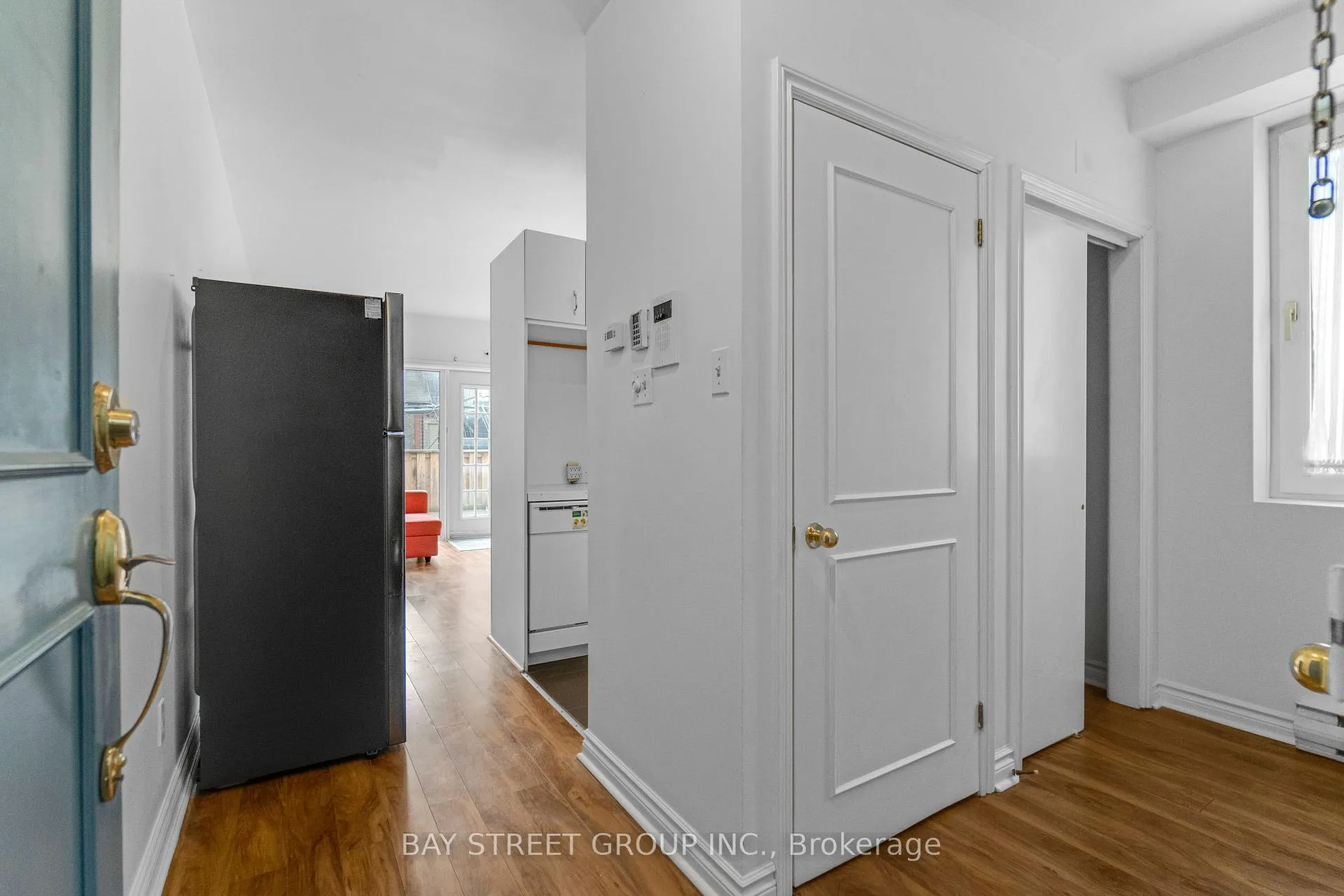 Photo 11 of Unit 4, 65 Gloucester Street, Toronto, Church-Yonge Corridor — HOMEH