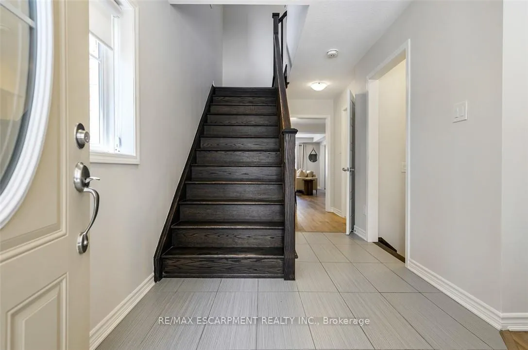 Photo 7 of Unit 43, 22 Spring Creek Drive, Hamilton, Waterdown — HOMEH