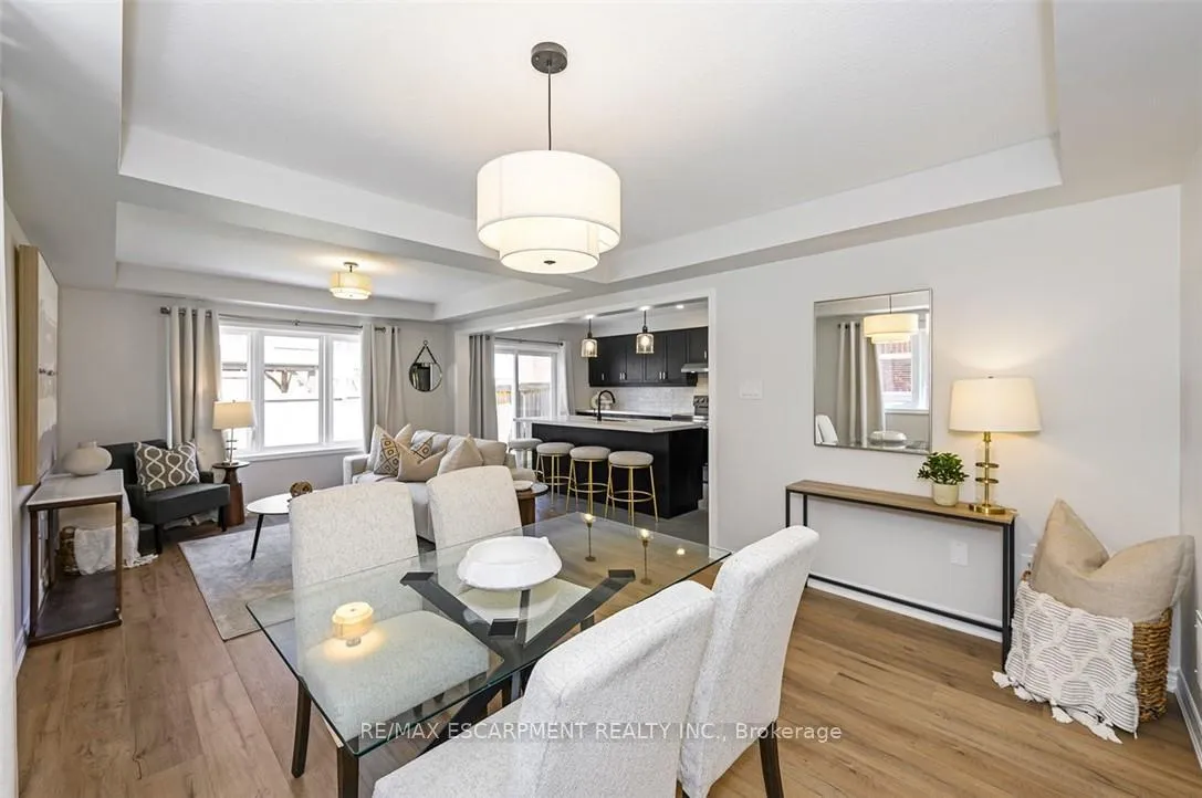 Photo 8 of Unit 43, 22 Spring Creek Drive, Hamilton, Waterdown — HOMEH