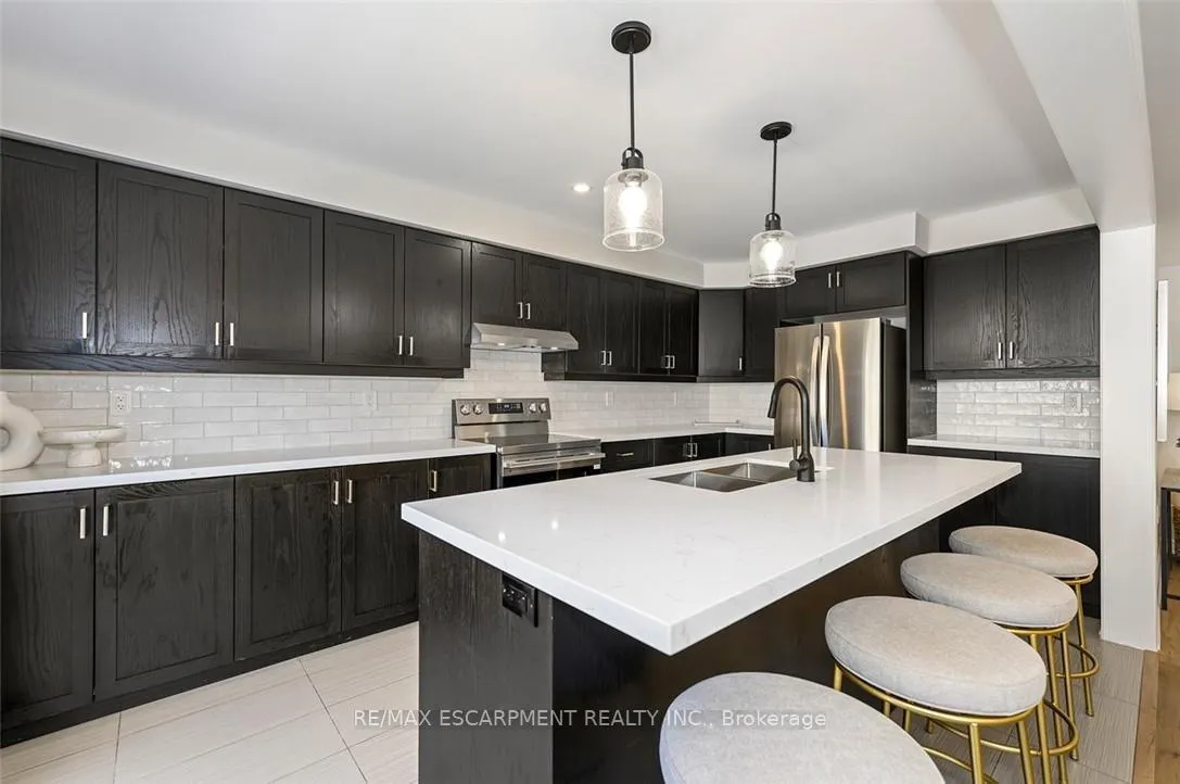 Photo 18 of Unit 43, 22 Spring Creek Drive, Hamilton, Waterdown — HOMEH