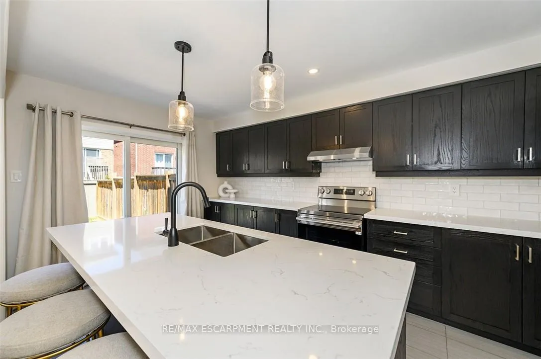 Photo 20 of Unit 43, 22 Spring Creek Drive, Hamilton, Waterdown — HOMEH