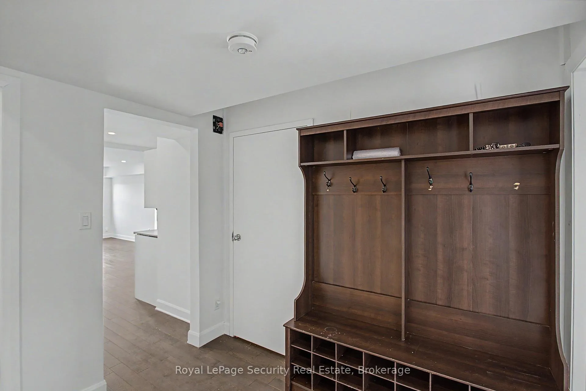 Photo 10 of Unit 2, 226 Lauder Avenue, Toronto, Oakwood Village — HOMEH