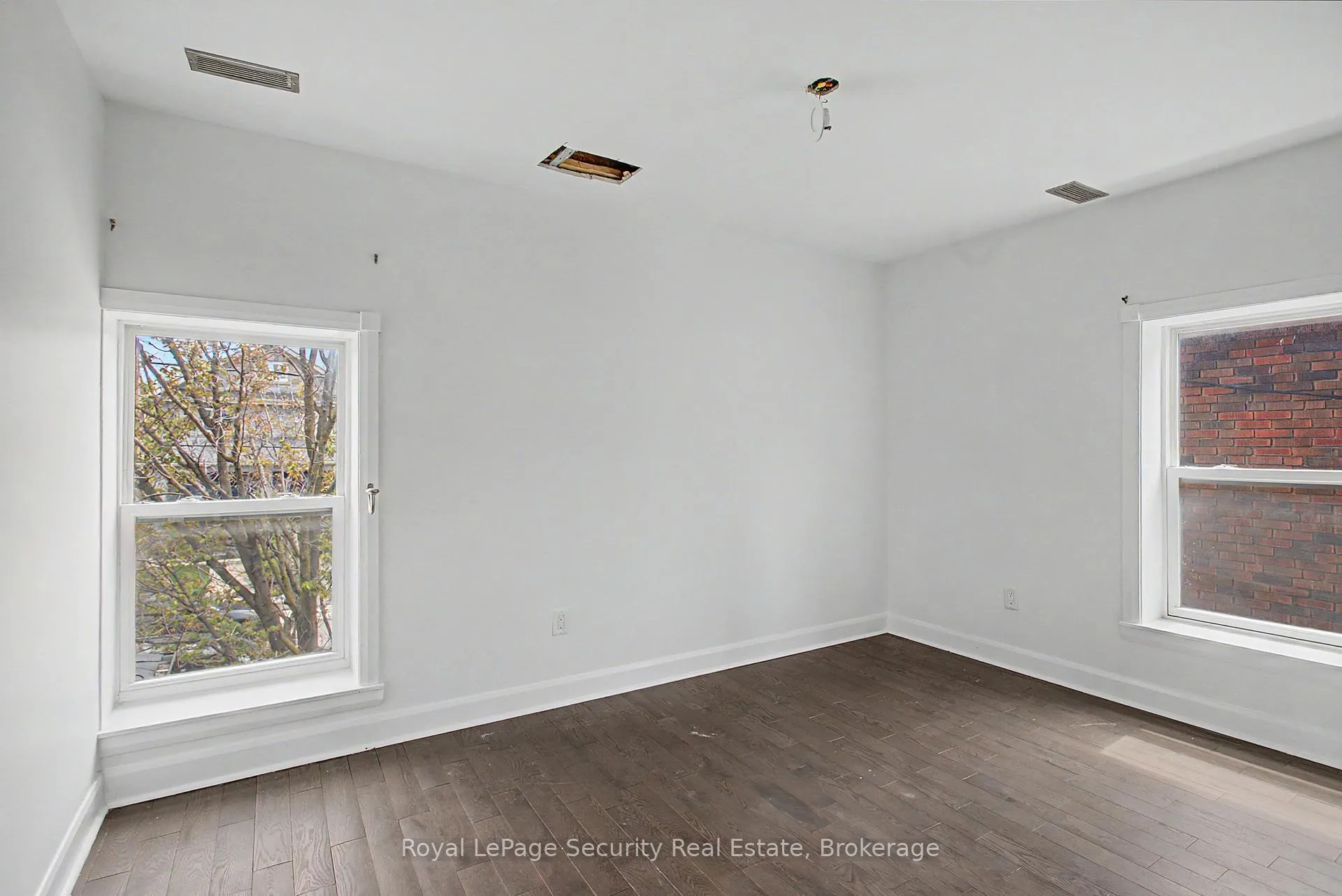 Photo 16 of Unit 2, 226 Lauder Avenue, Toronto, Oakwood Village — HOMEH