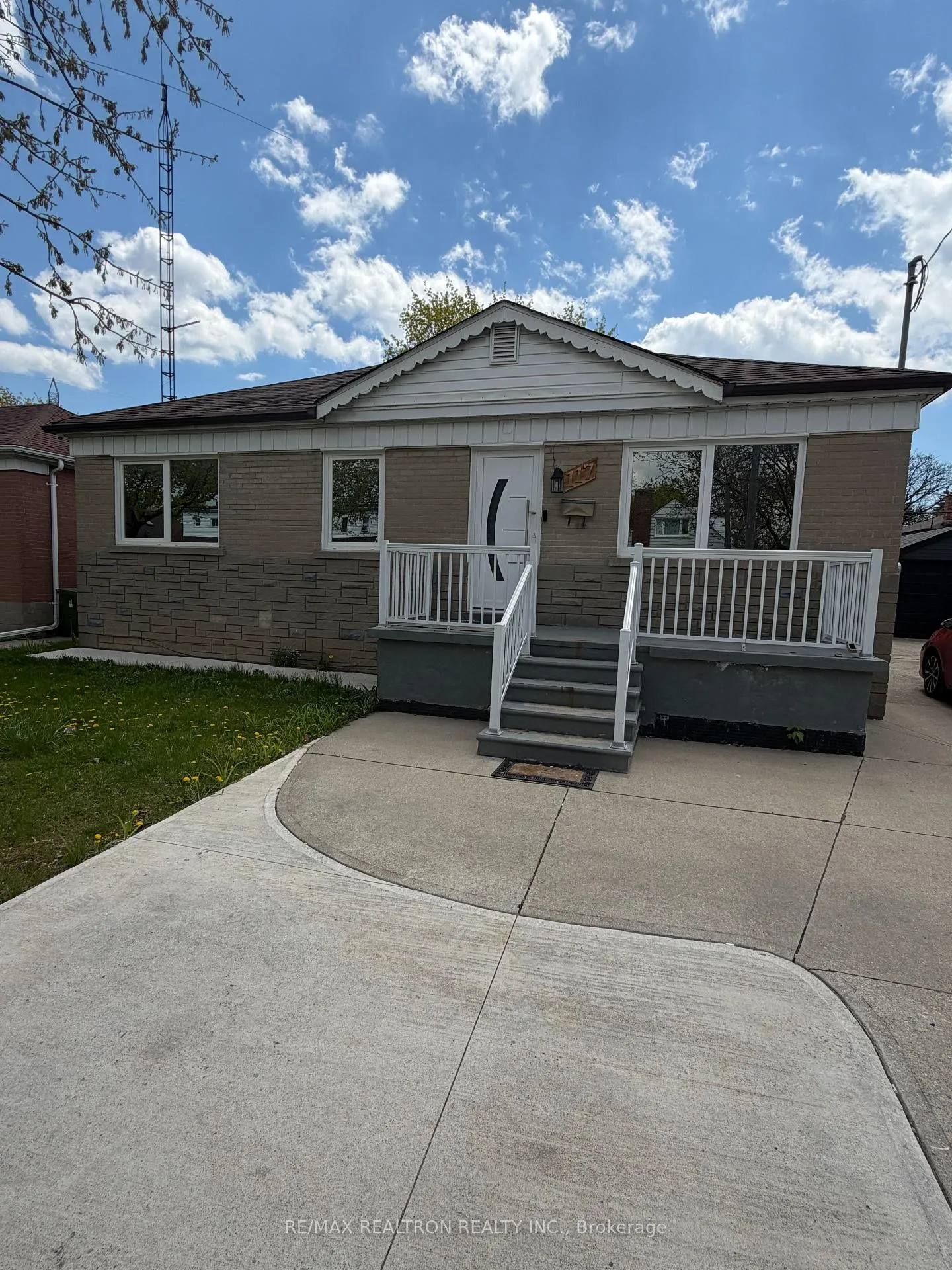 Front of 117 Main Redwater Redwater Drive