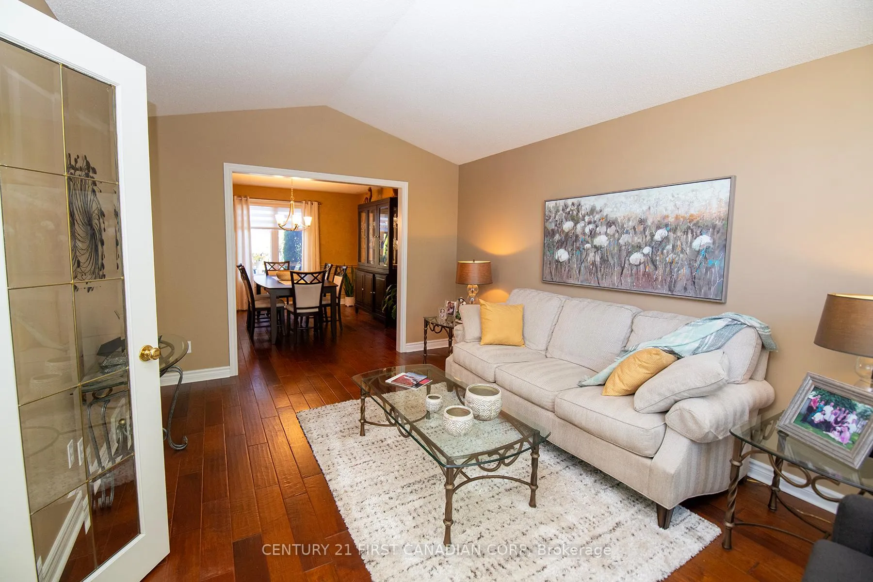 Photo 11 of 244 Ensign Crescent, London, South N — HOMEH