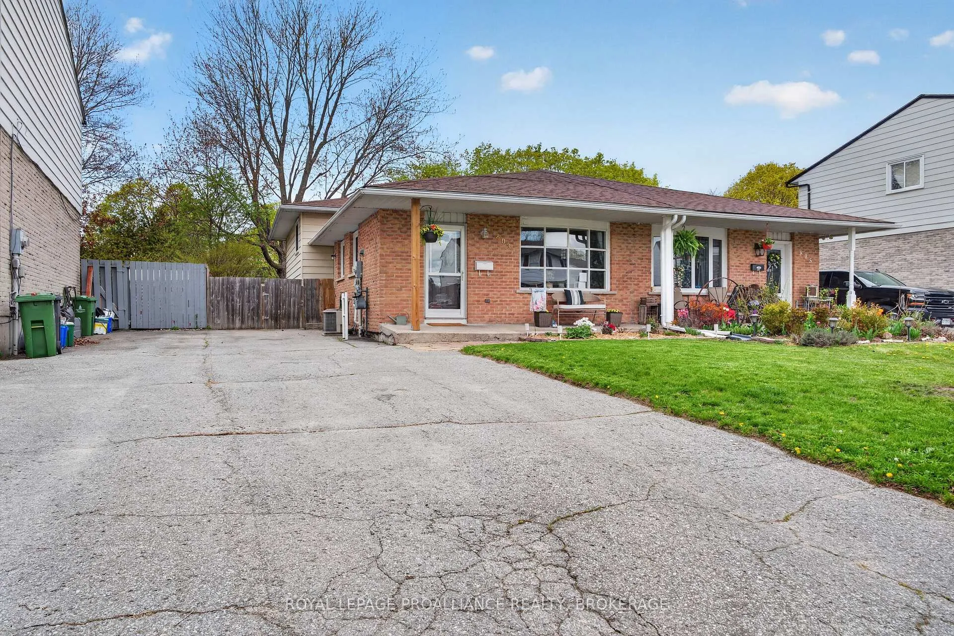 Photo 2 of 803 Grouse Crescent, Kingston, North of Taylor-Kidd Blvd — HOMEH