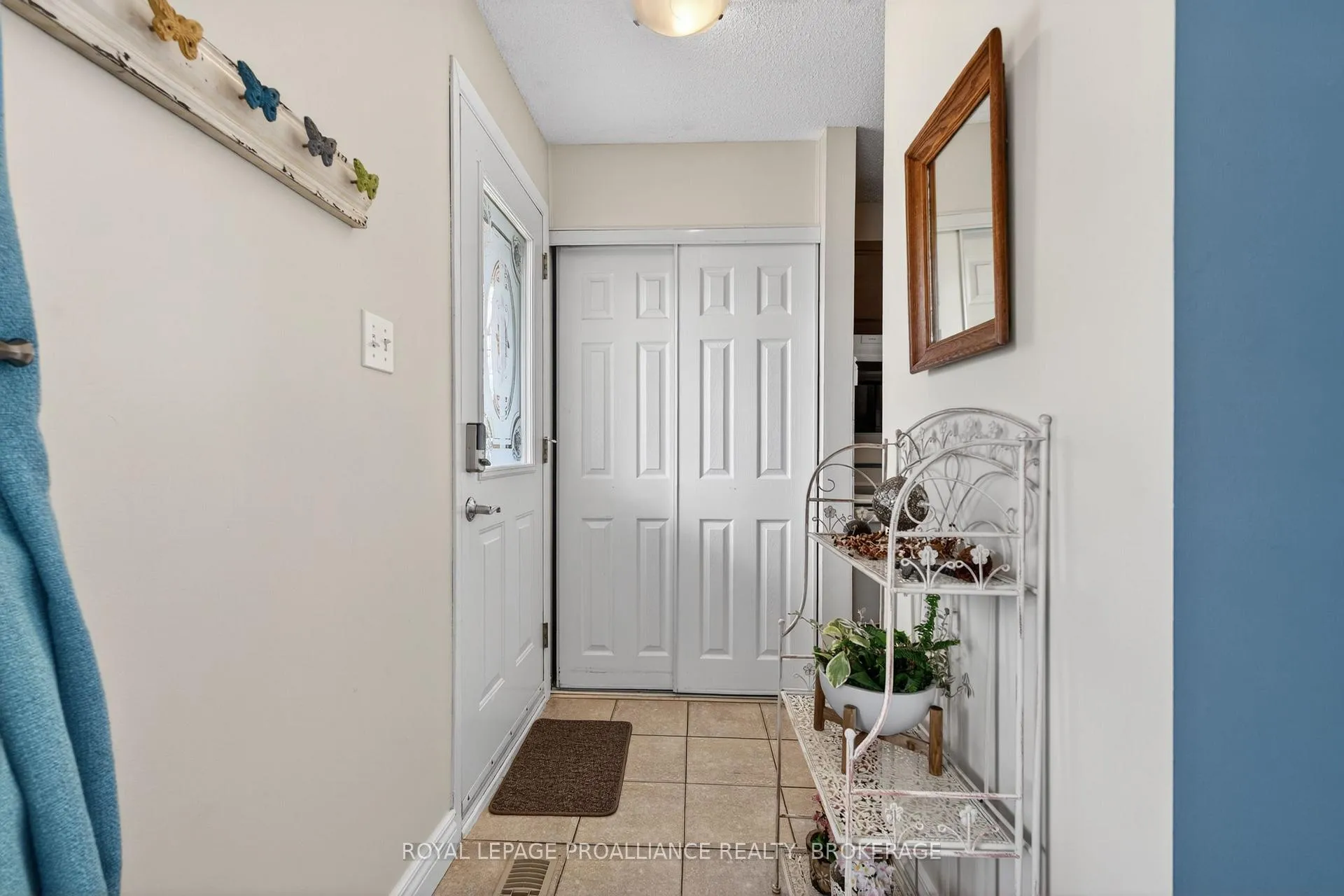 Photo 4 of 803 Grouse Crescent, Kingston, North of Taylor-Kidd Blvd — HOMEH