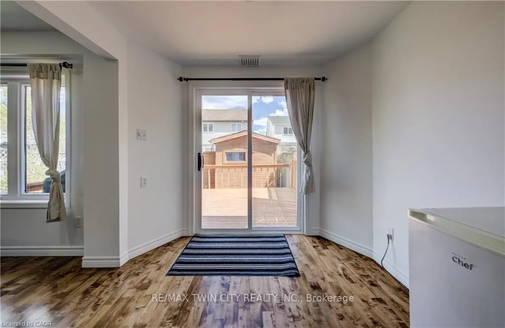 Photo 9 of 466A Exmoor Street, Waterloo — HOMEH