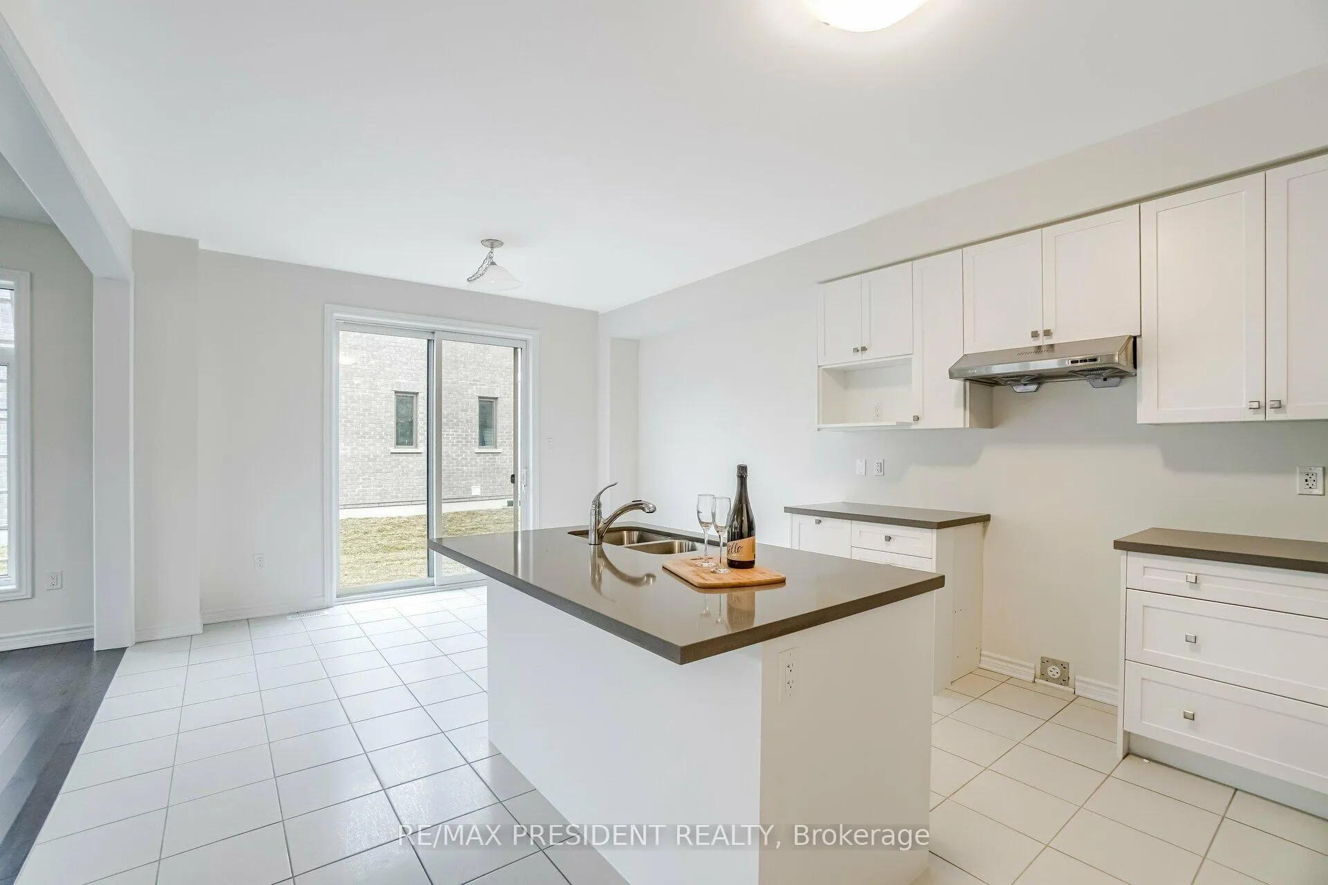 Photo 15 of 17 Spinland Street, Caledon, Rural Caledon — HOMEH