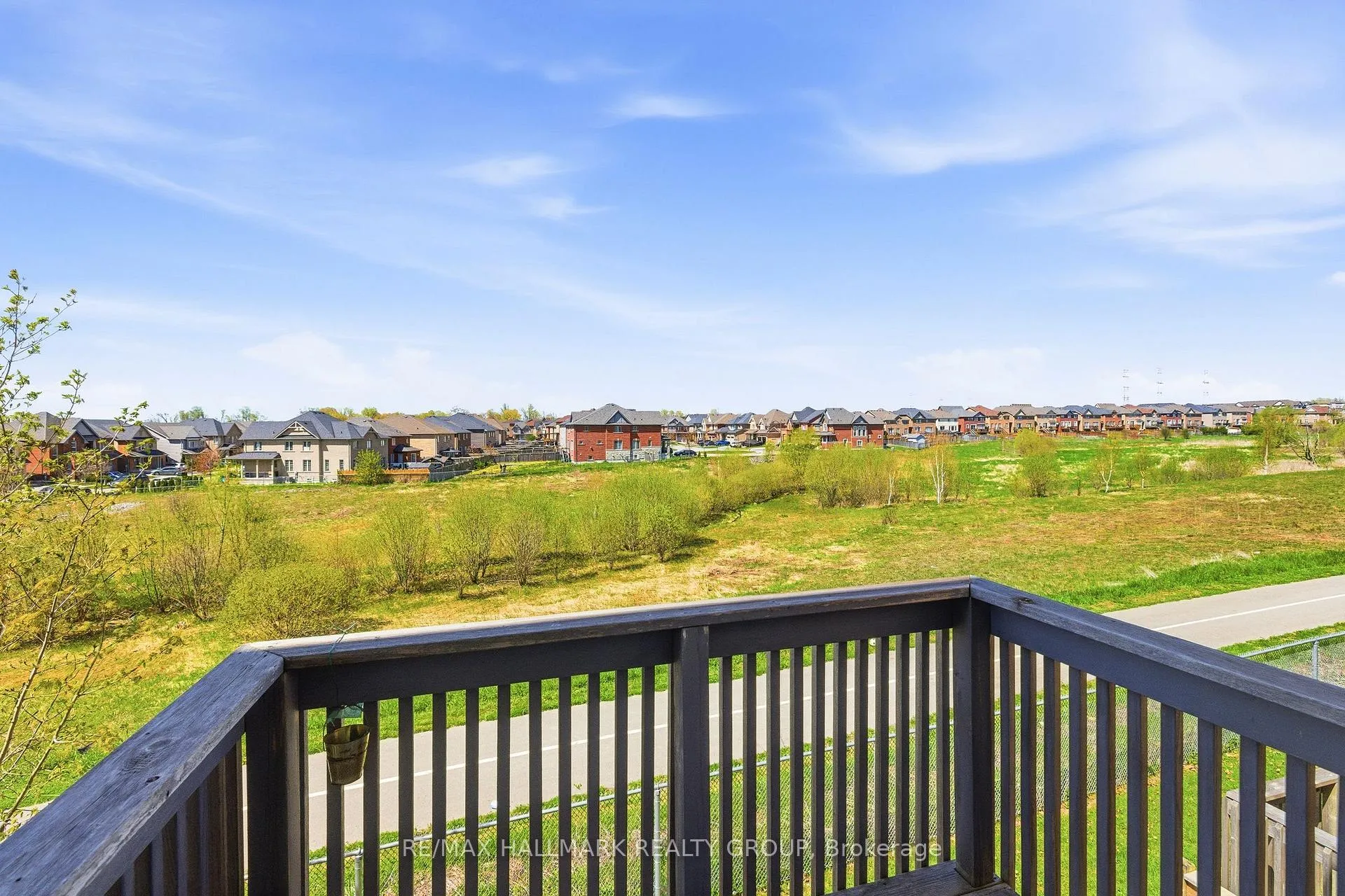 Photo 12 of Unit 50, 2464 Bromus Path, Oshawa, Windfields — HOMEH