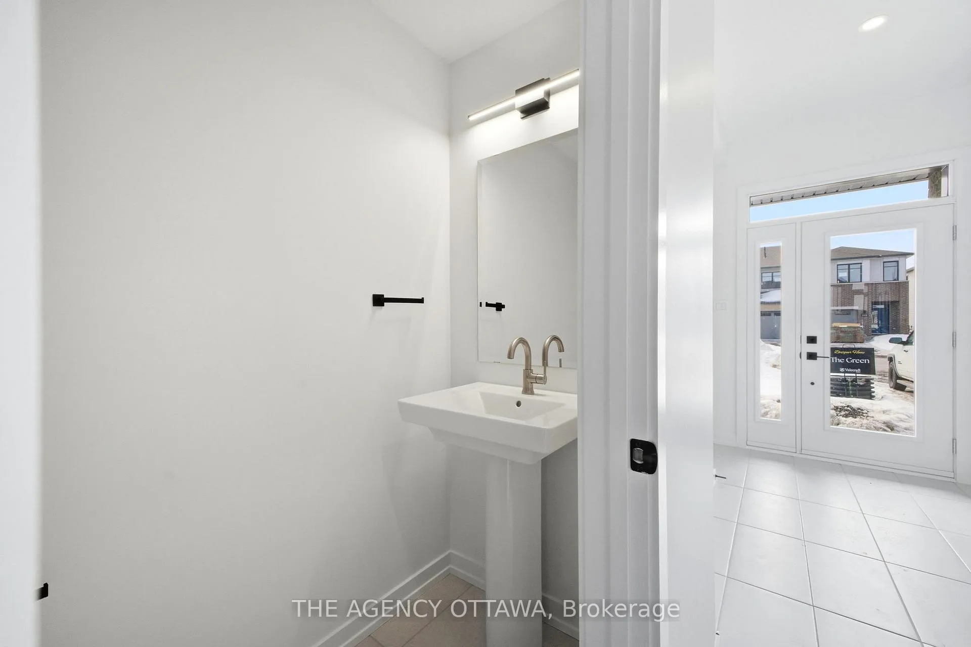 Photo 4 of 1146 Cope Drive, Ottawa, Stittsville (South) — HOMEH