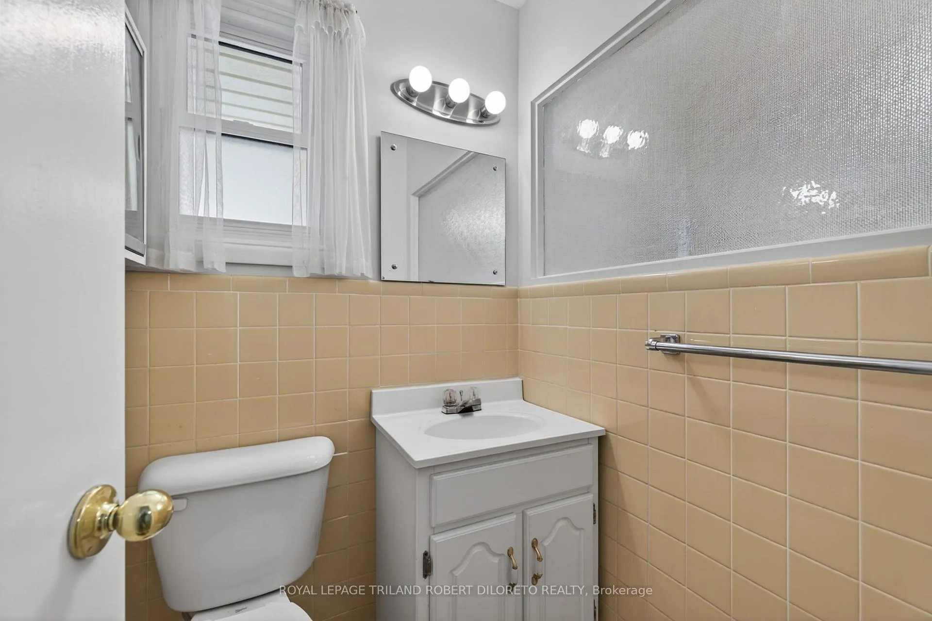 Photo 14 of 25 Regency Road, London, North L — HOMEH