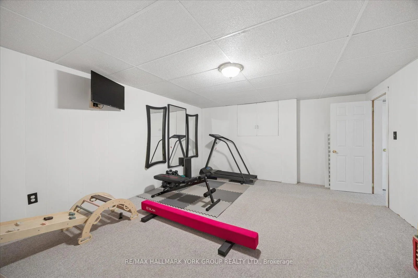 Photo 40 of 132 Athabaska Road, Barrie, Holly — HOMEH